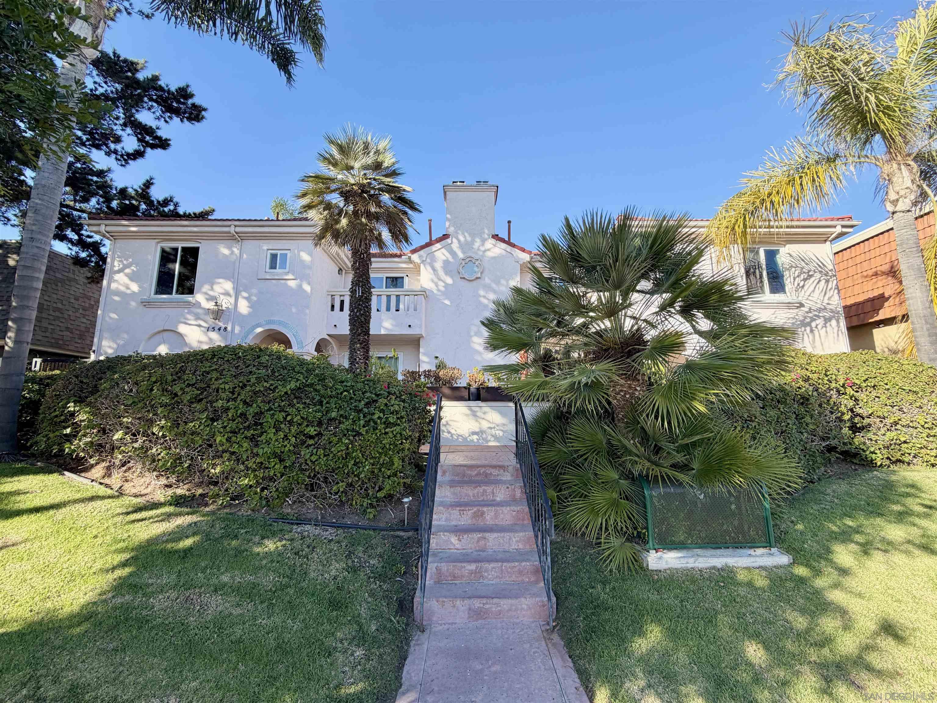 Front Image Thumbnail for SD250046241