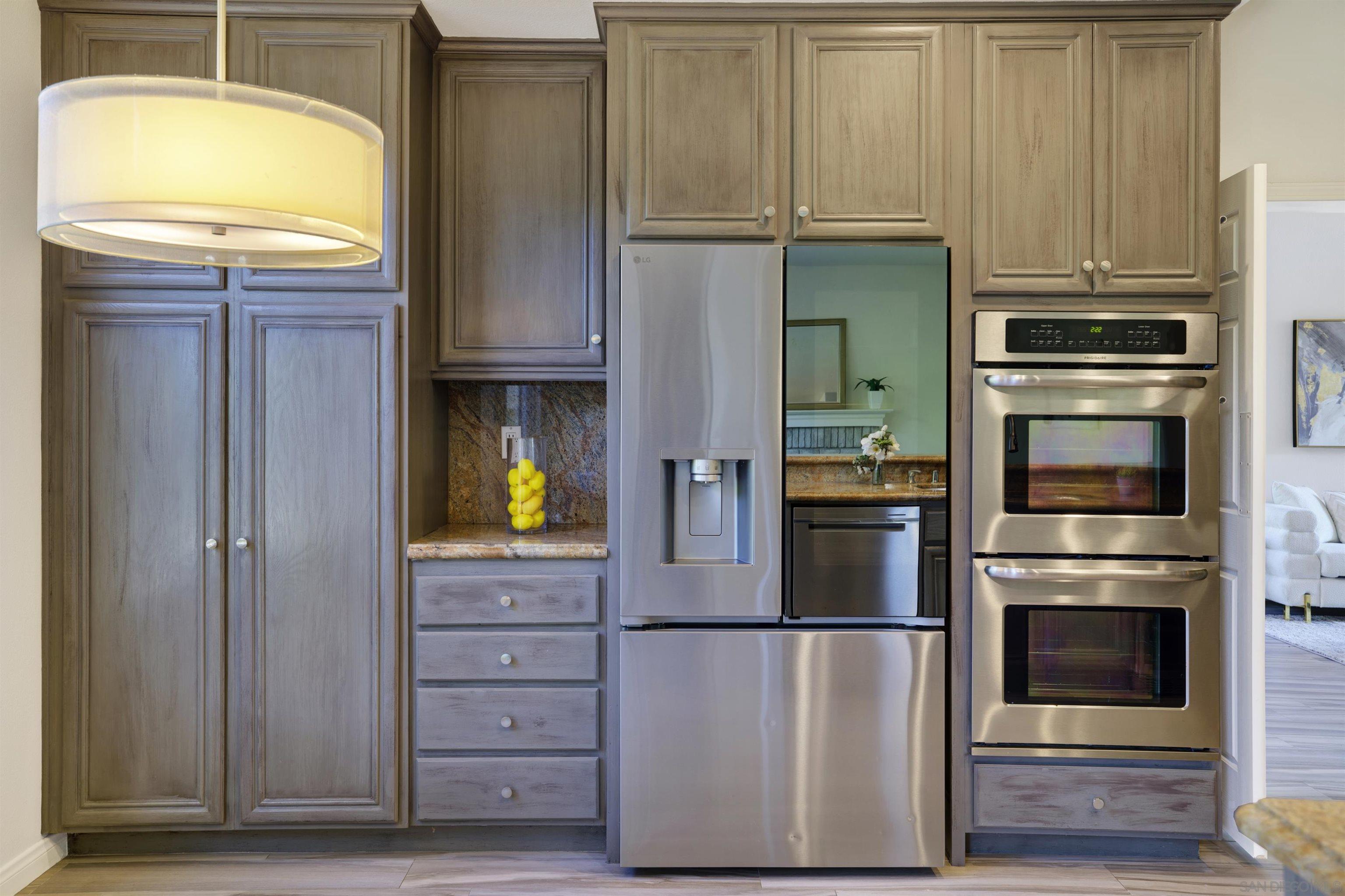 Detail Gallery Image 21 of 62 For 1010  Whimbrel Ct, Carlsbad,  CA 92011 - 4 Beds | 3 Baths