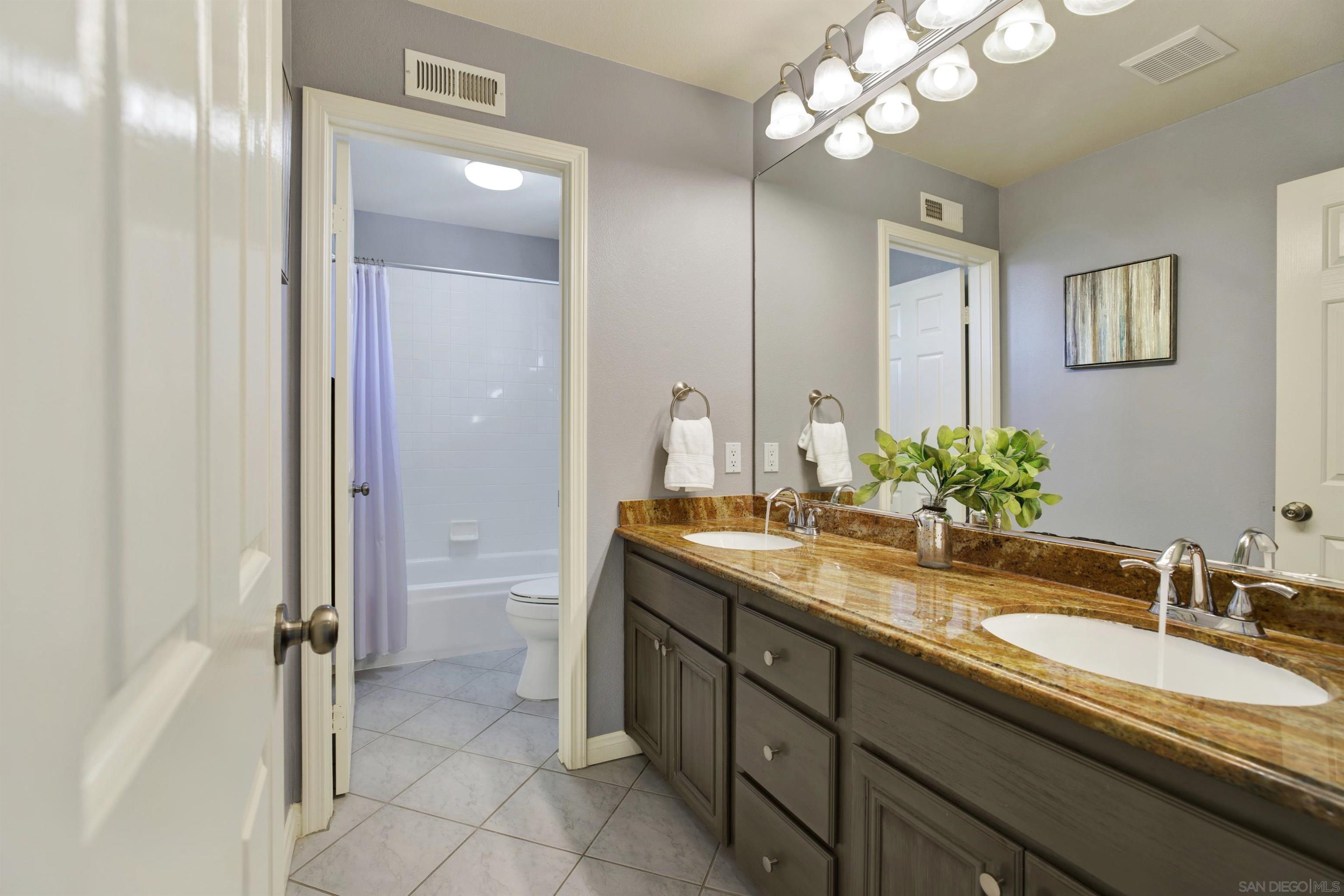 Detail Gallery Image 47 of 62 For 1010  Whimbrel Ct, Carlsbad,  CA 92011 - 4 Beds | 3 Baths