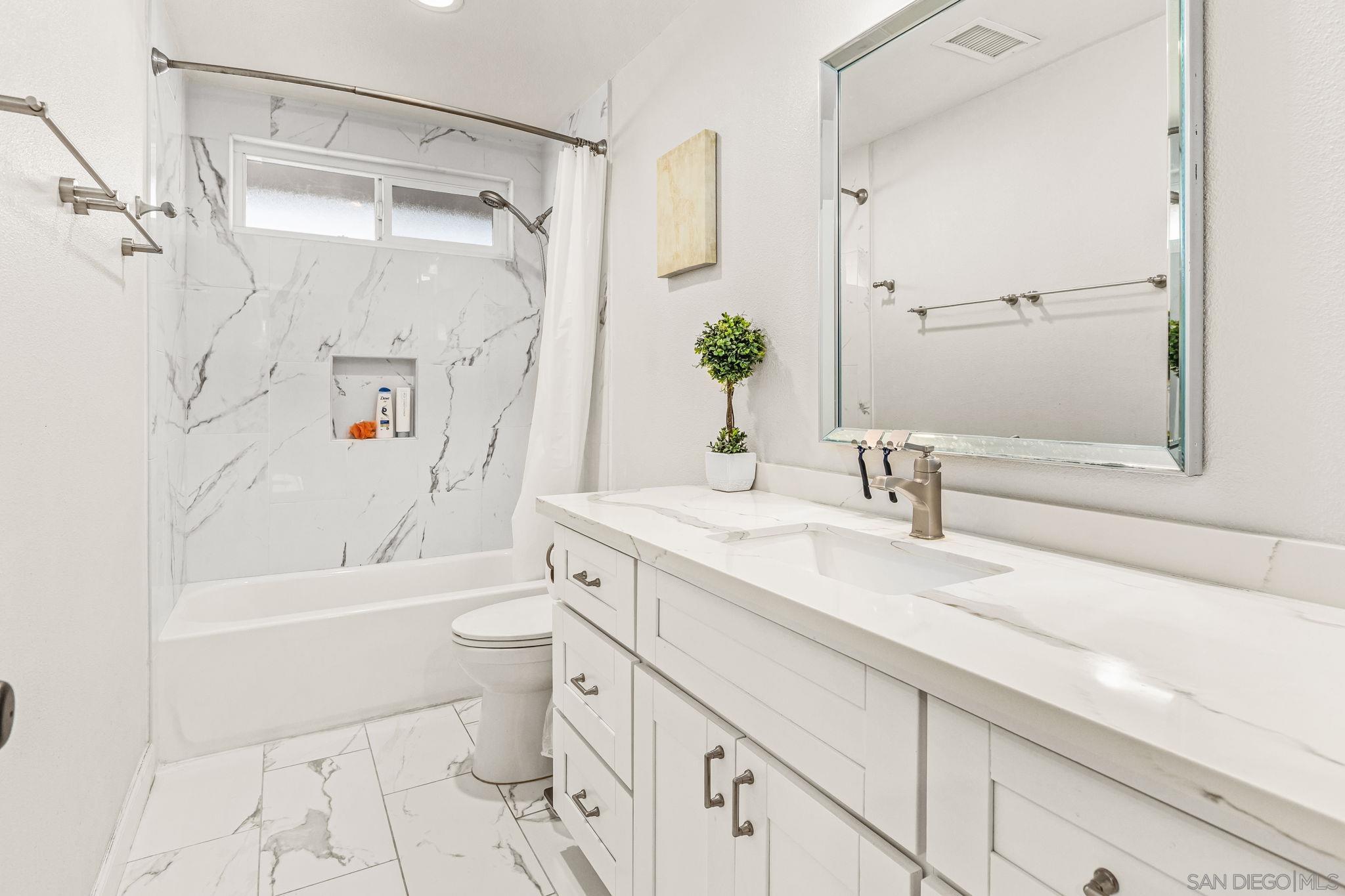 Detail Gallery Image 18 of 25 For 10831  Ironwood Rd, San Diego,  CA 92131 - 4 Beds | 3 Baths