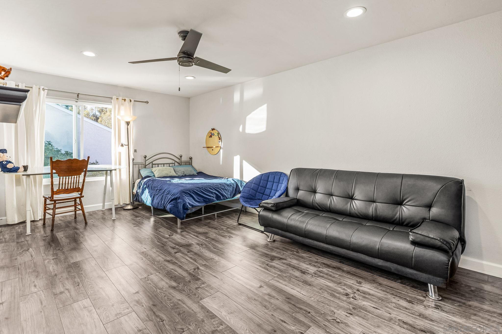 Detail Gallery Image 19 of 25 For 10831  Ironwood Rd, San Diego,  CA 92131 - 4 Beds | 3 Baths