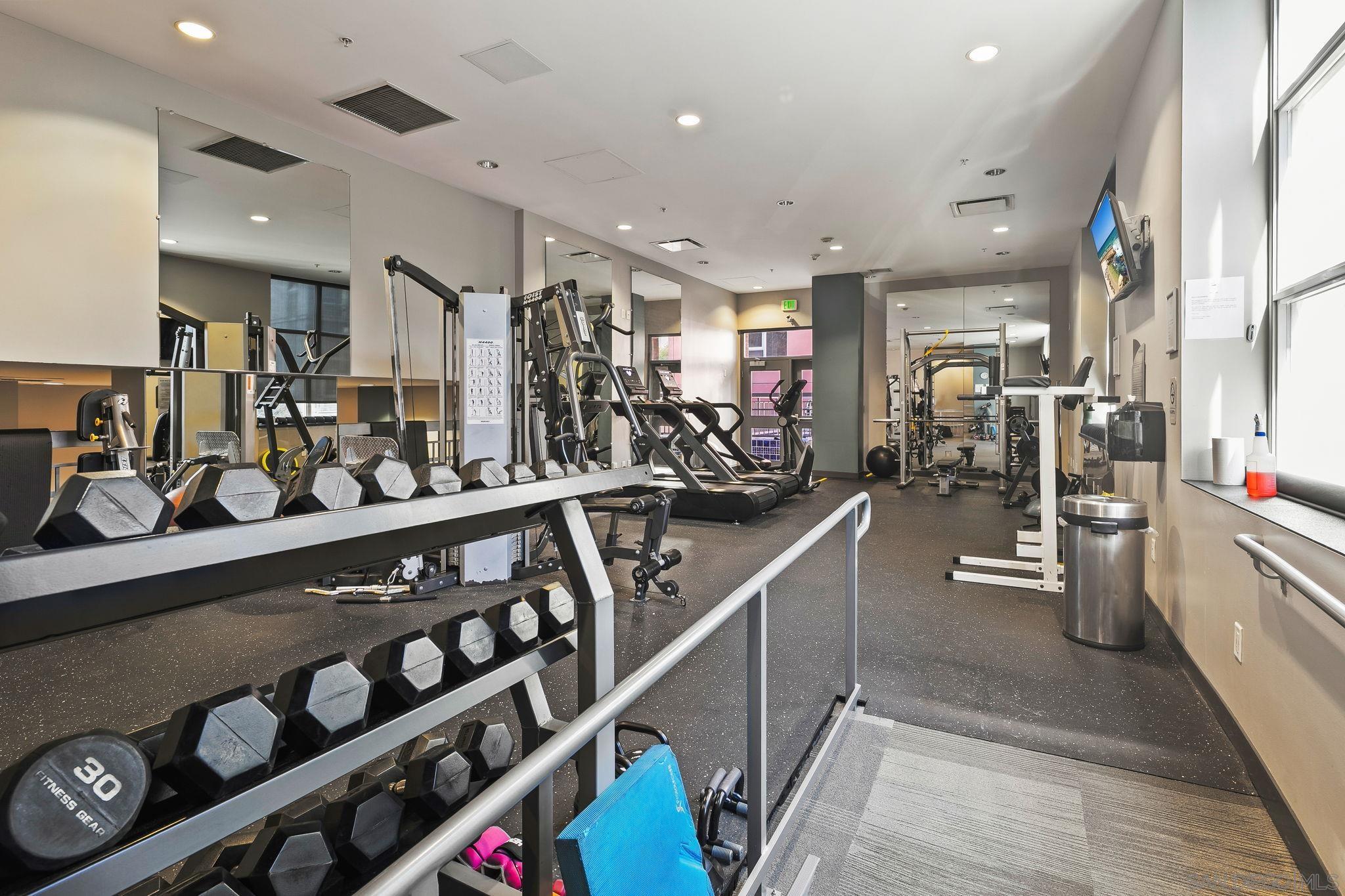 Detail Gallery Image 38 of 45 For 300 W Beech St  505, San Diego,  CA 92101 - 1 Beds | 1 Baths