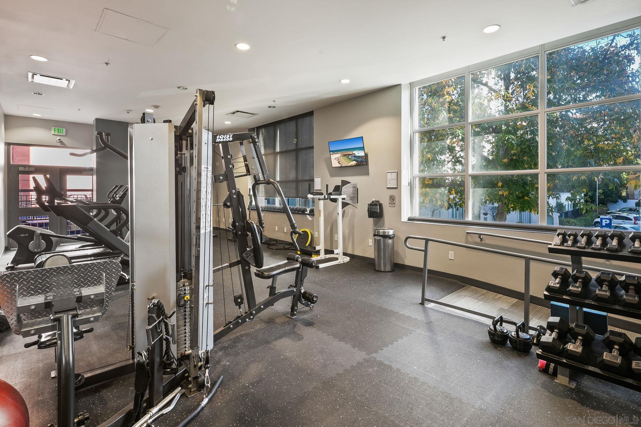 Detail Gallery Image 39 of 45 For 300 W Beech St  505, San Diego,  CA 92101 - 1 Beds | 1 Baths