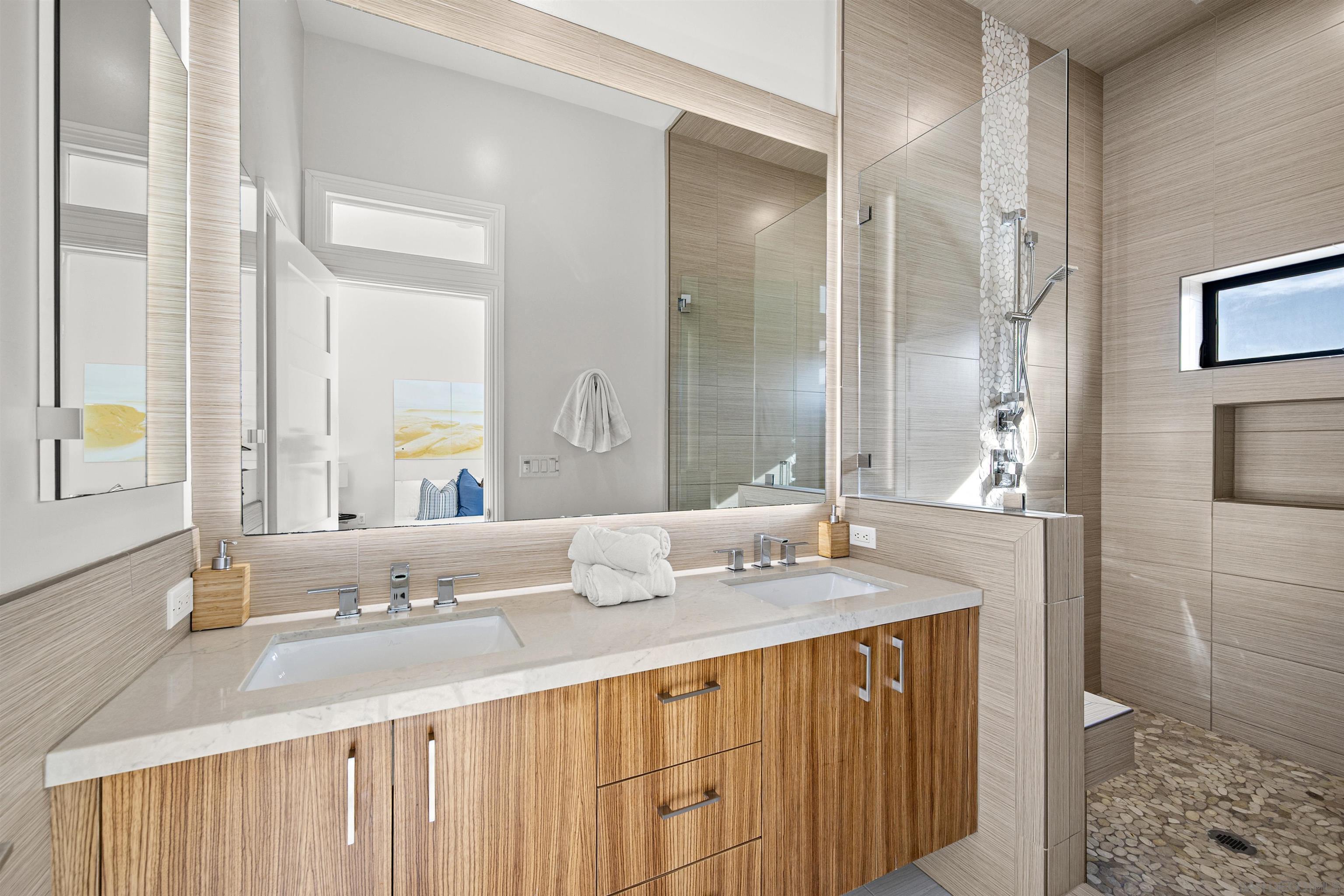 Detail Gallery Image 18 of 32 For 2925  Upshur St., San Diego,  CA 92106 - 3 Beds | 2/2 Baths