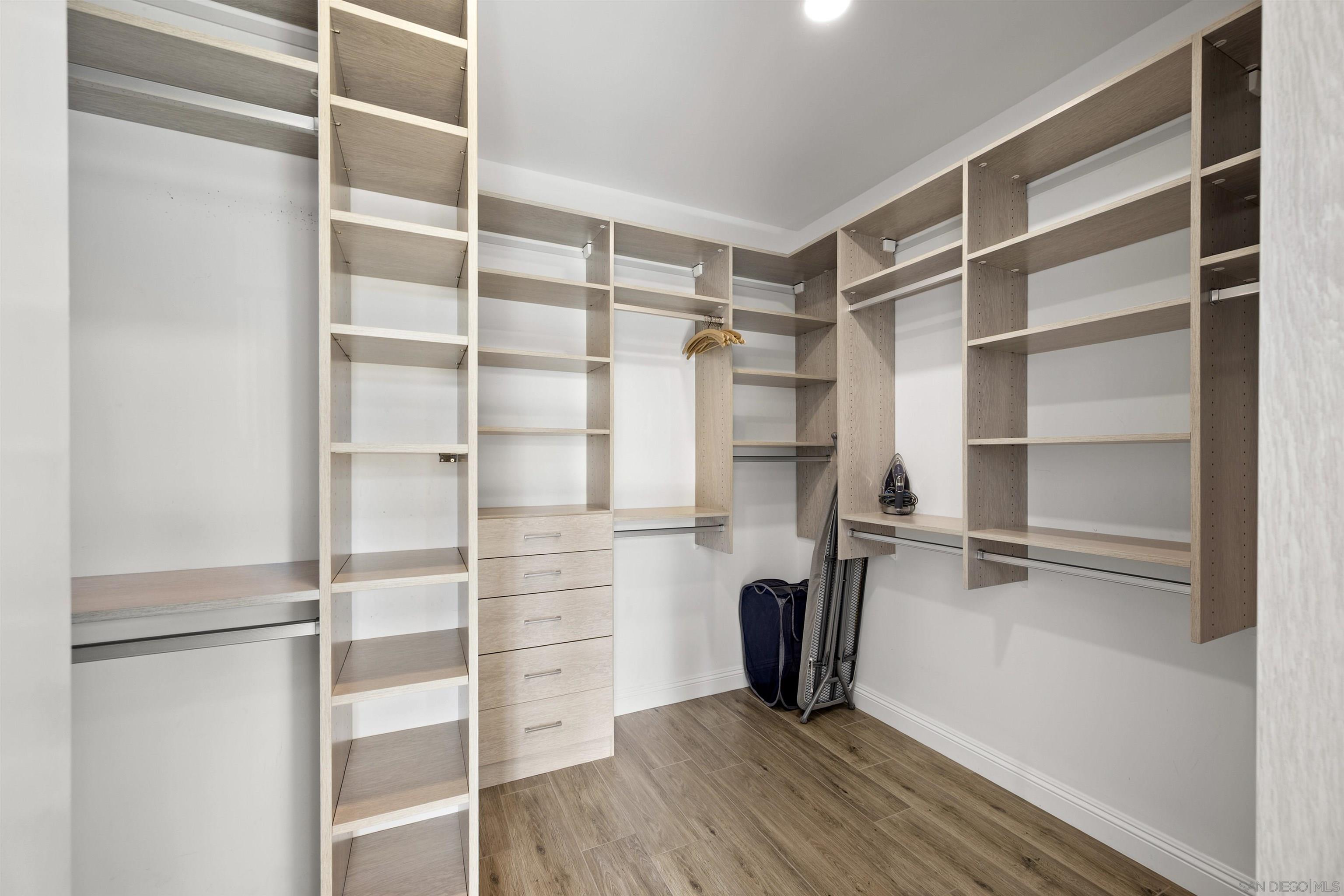 Detail Gallery Image 20 of 32 For 2925  Upshur St., San Diego,  CA 92106 - 3 Beds | 2/2 Baths