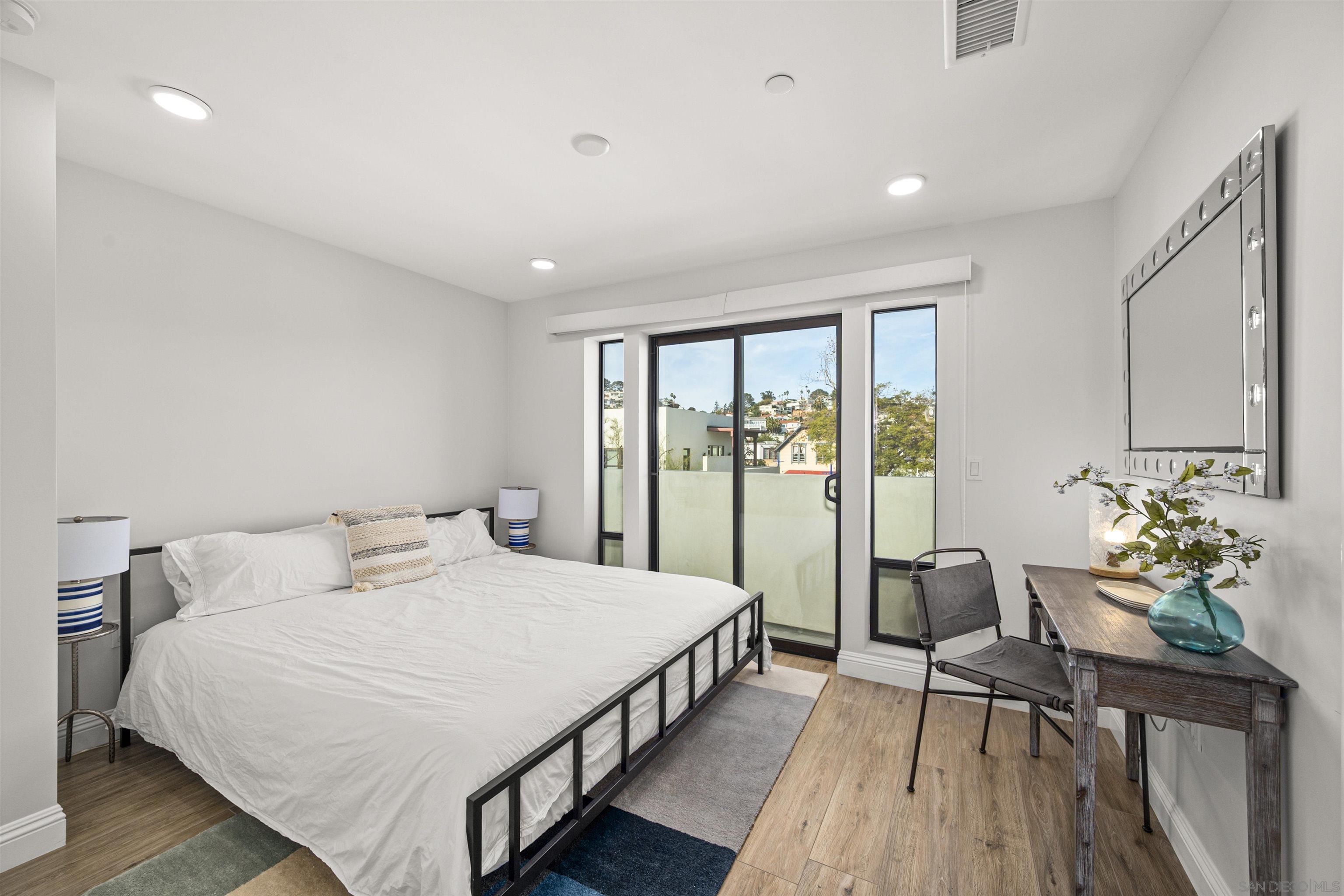 Detail Gallery Image 21 of 32 For 2925  Upshur St., San Diego,  CA 92106 - 3 Beds | 2/2 Baths