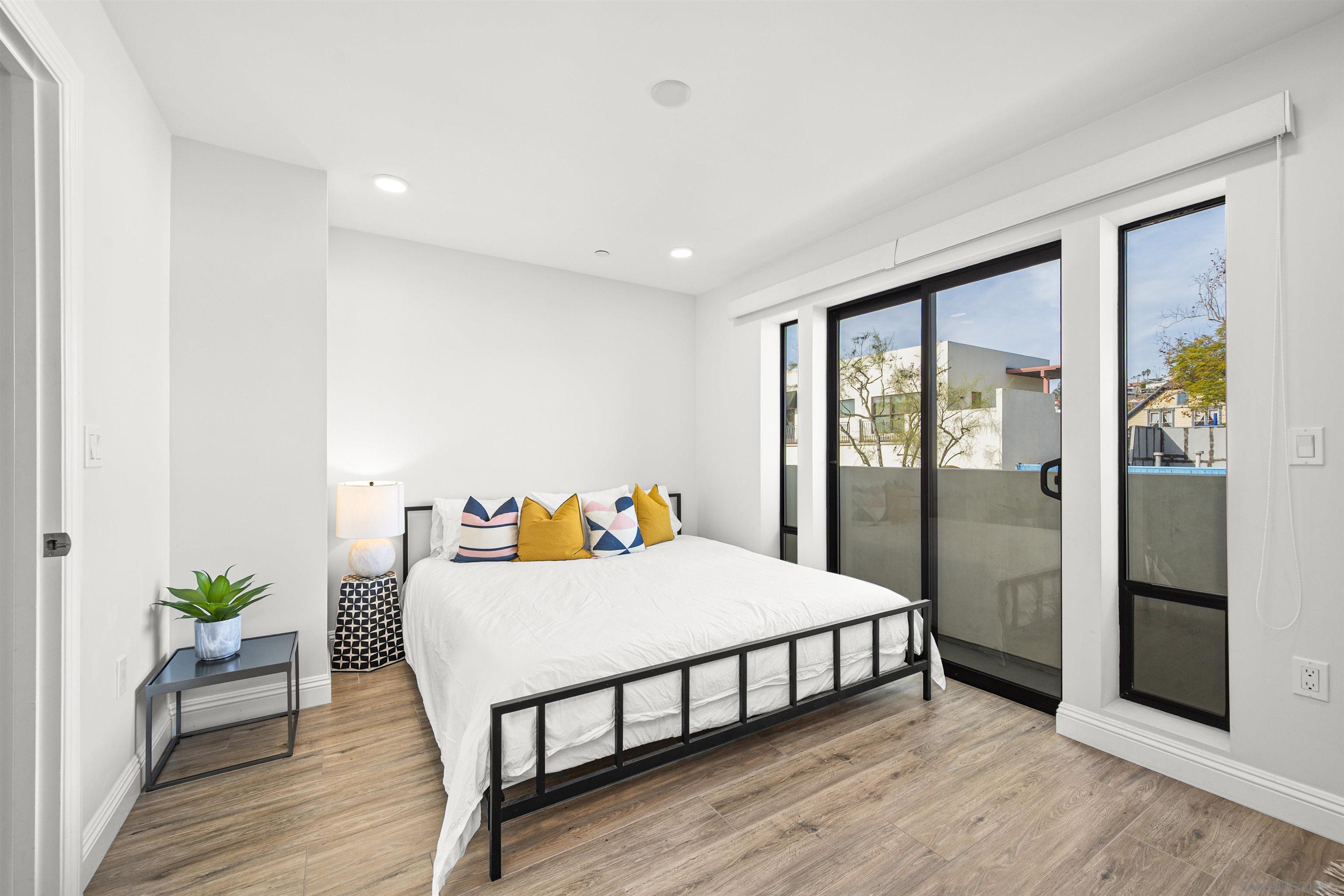 Detail Gallery Image 22 of 32 For 2925  Upshur St., San Diego,  CA 92106 - 3 Beds | 2/2 Baths