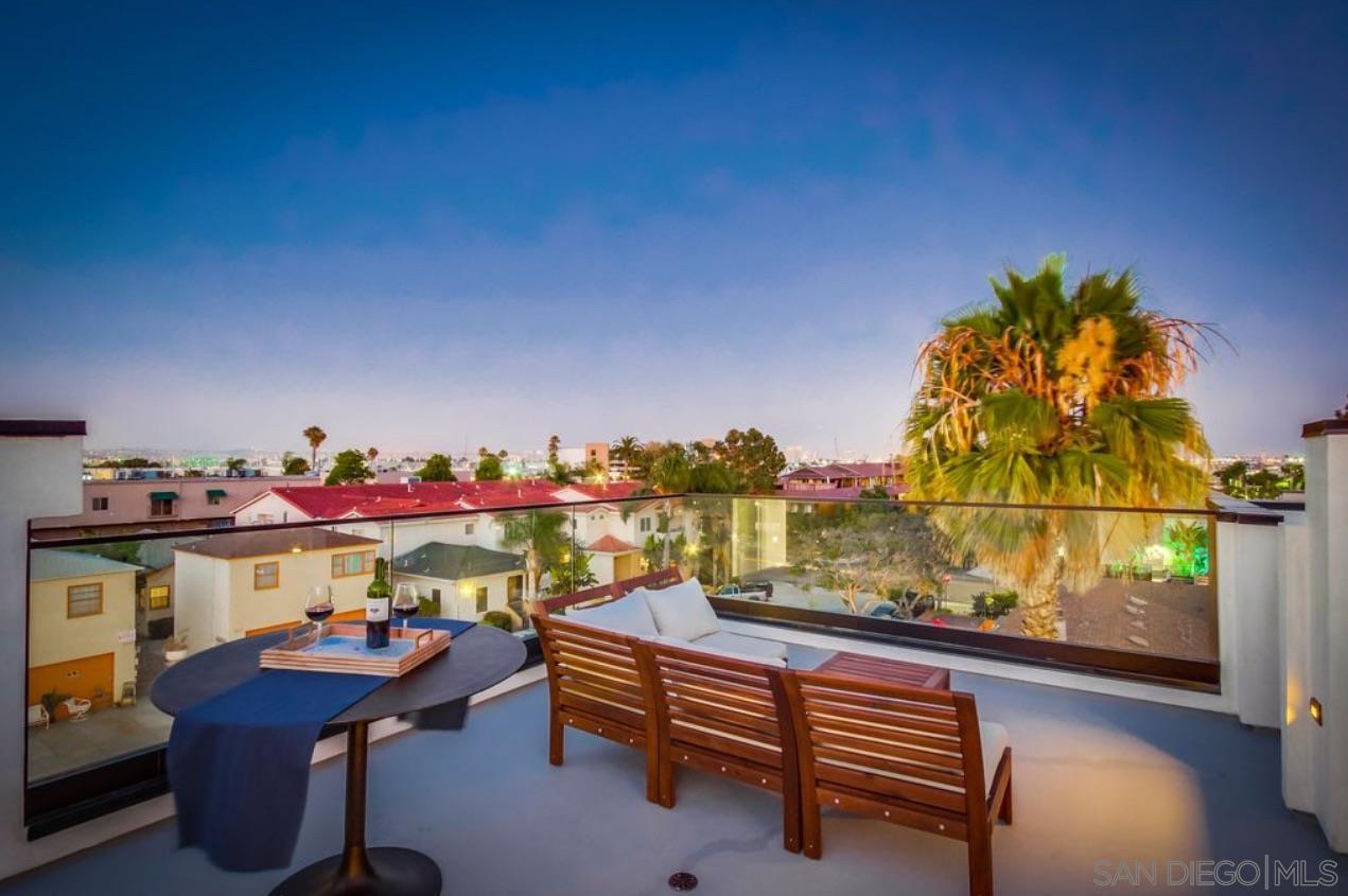 Detail Gallery Image 5 of 6 For 2925  Upshur St., San Diego,  CA 92106 - 3 Beds | 2/2 Baths