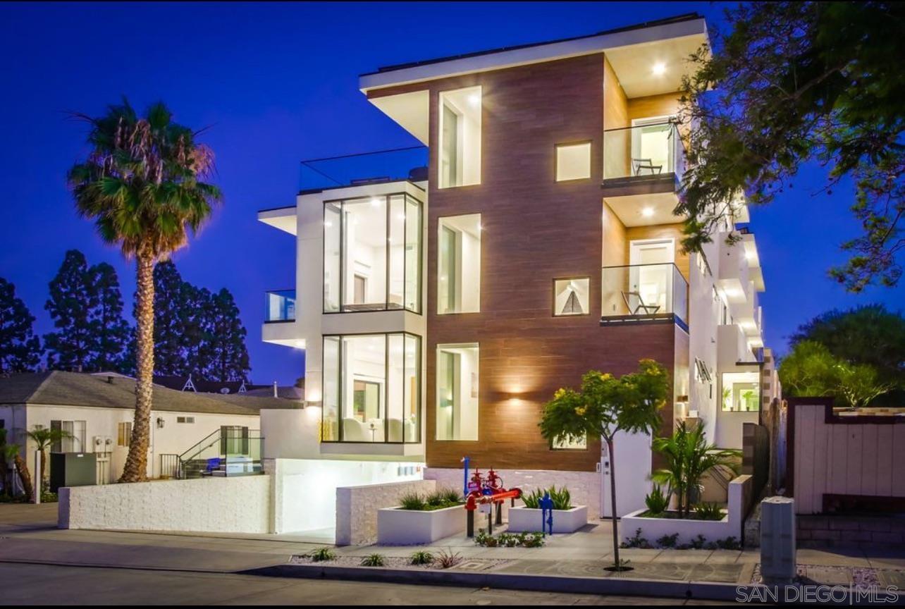 Detail Gallery Image 6 of 6 For 2925  Upshur St., San Diego,  CA 92106 - 3 Beds | 2/2 Baths