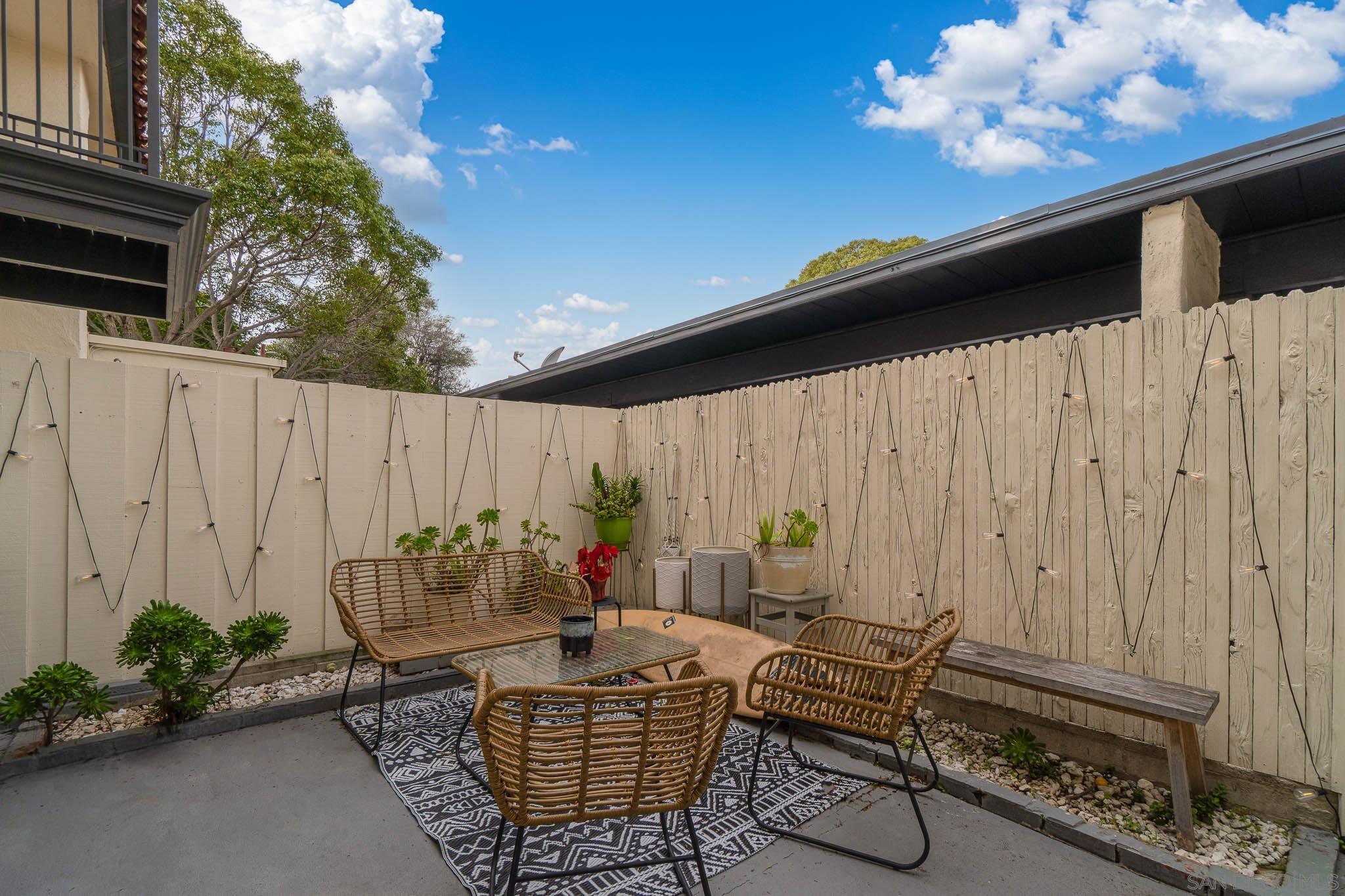 Detail Gallery Image 28 of 36 For 3290  Loma Riviera Dr, San Diego,  CA 92110 - 2 Beds | 1/1 Baths