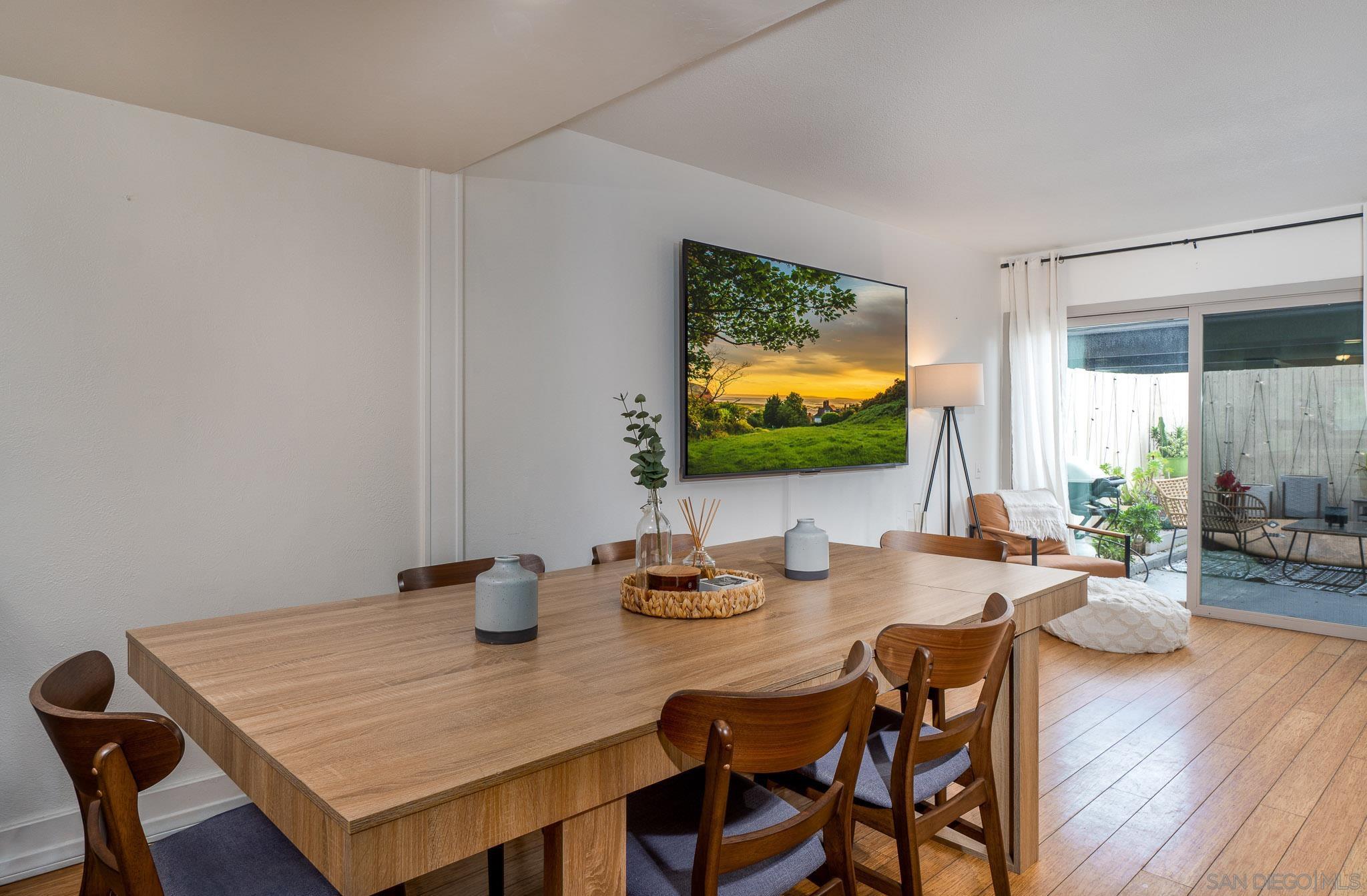 Detail Gallery Image 10 of 36 For 3290  Loma Riviera Dr, San Diego,  CA 92110 - 2 Beds | 1/1 Baths