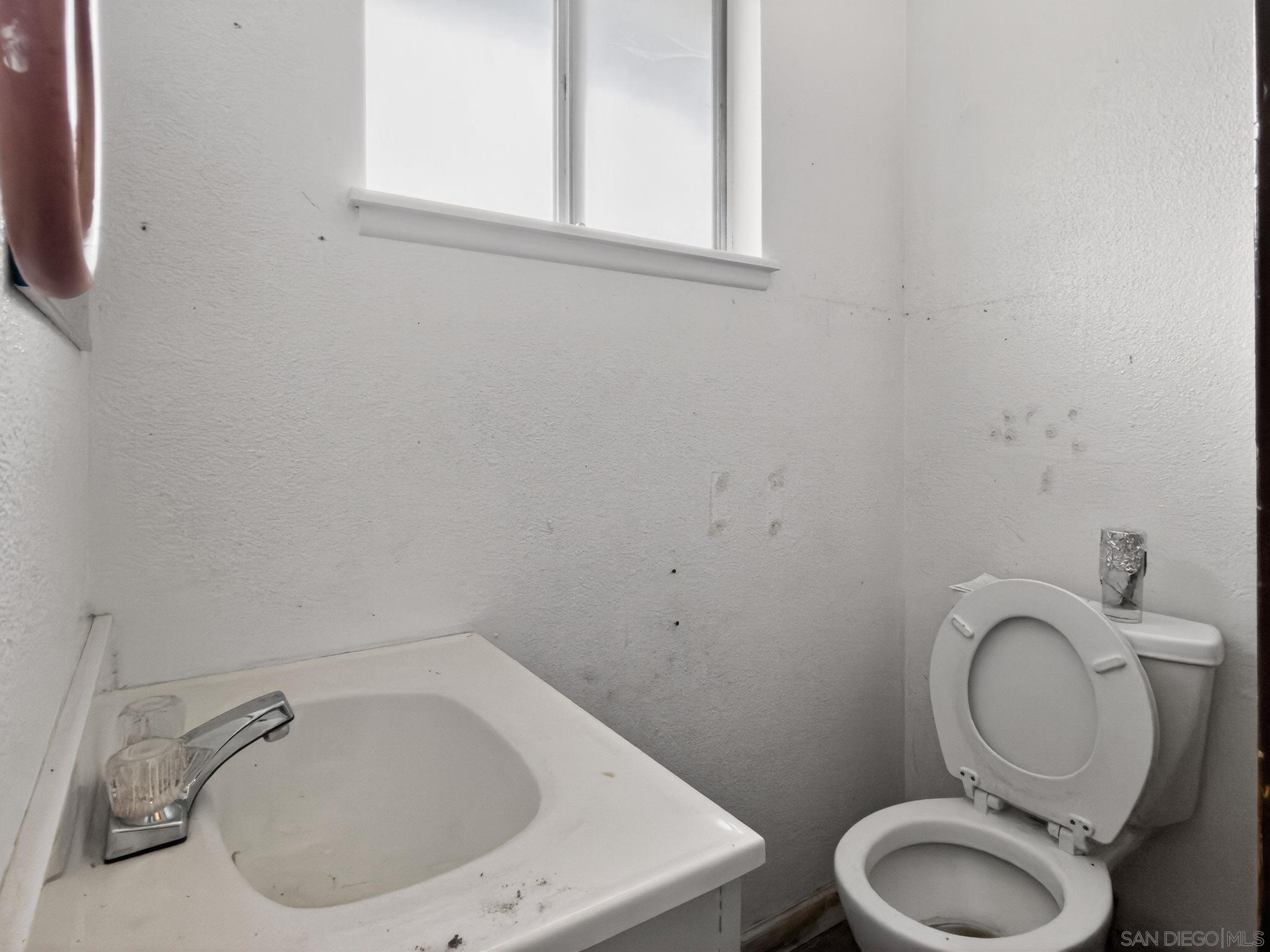 Detail Gallery Image 18 of 30 For 3475  Columbia Ave, Oroville,  CA 95966 - 4 Beds | 3 Baths