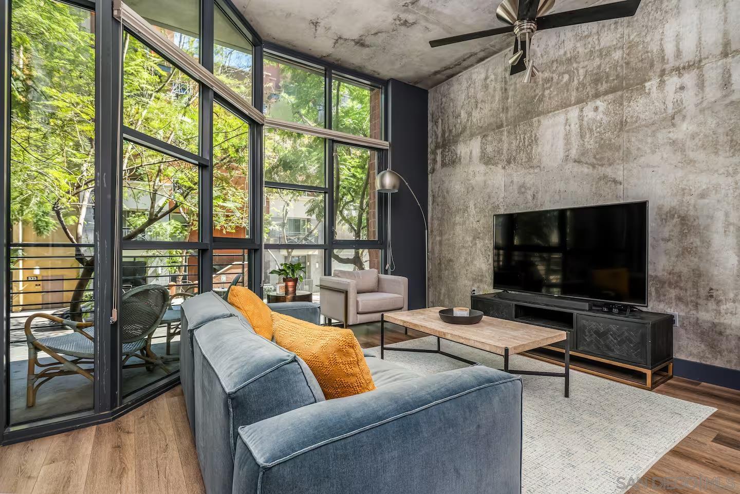 Detail Gallery Image 11 of 27 For 1050  Island Ave  105, San Diego,  CA 92101 - 1 Beds | 2 Baths