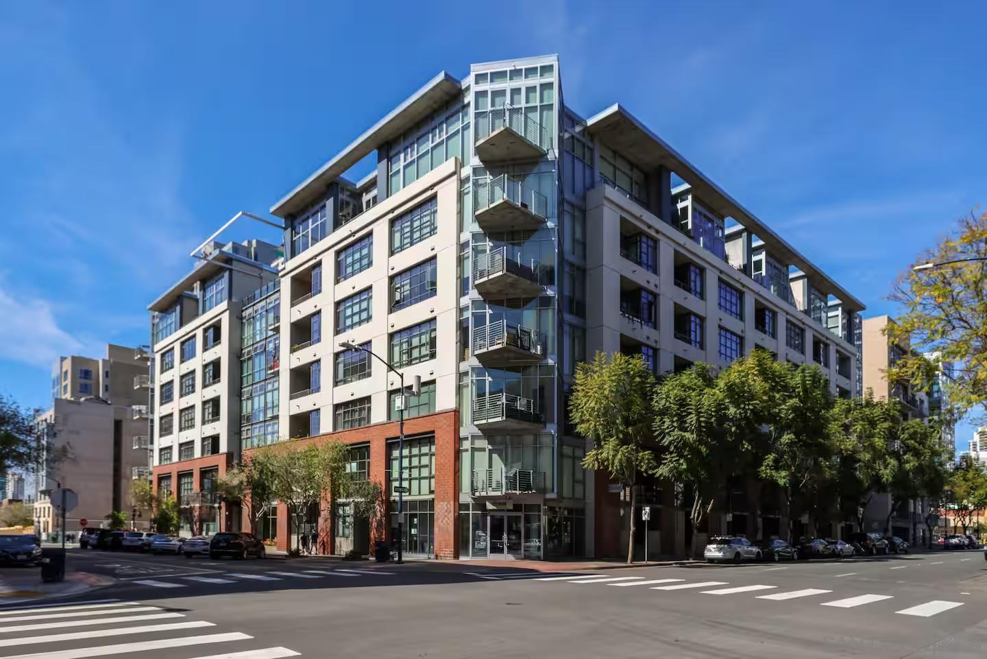 Detail Gallery Image 27 of 27 For 1050  Island Ave  105, San Diego,  CA 92101 - 1 Beds | 2 Baths