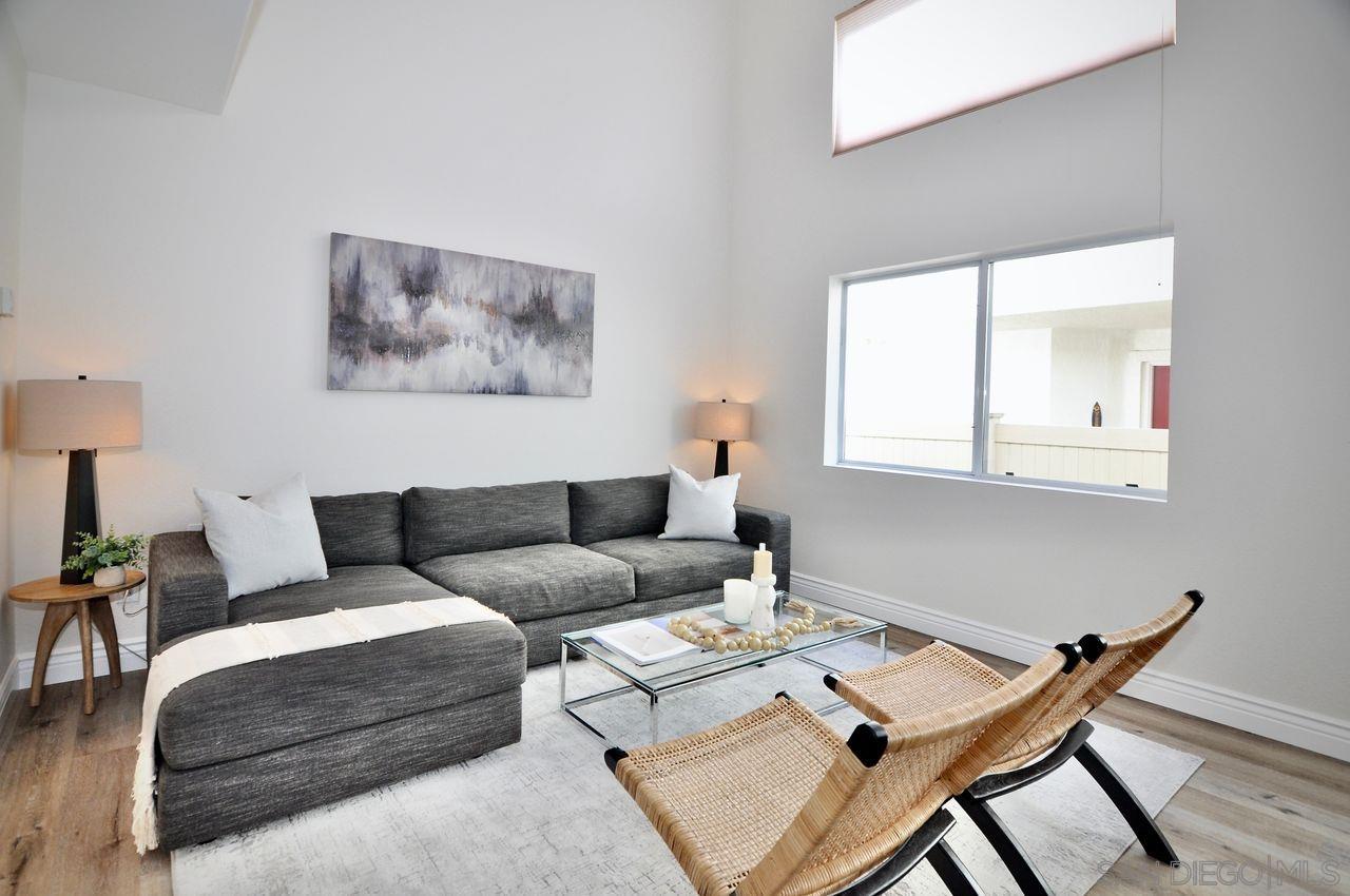 Detail Gallery Image 2 of 38 For 10878  Caminito Colorado, San Diego,  CA 92131 - 3 Beds | 2/1 Baths