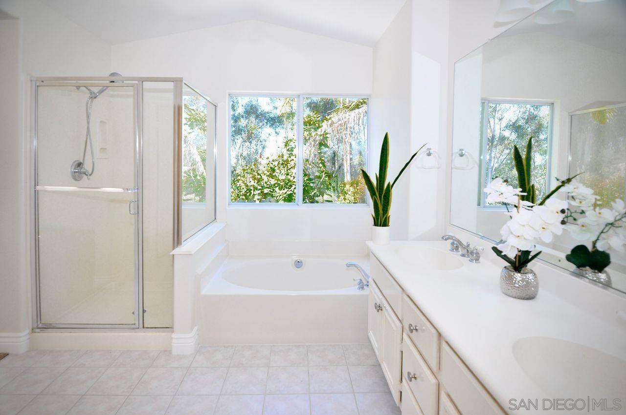 Detail Gallery Image 23 of 38 For 10878  Caminito Colorado, San Diego,  CA 92131 - 3 Beds | 2/1 Baths