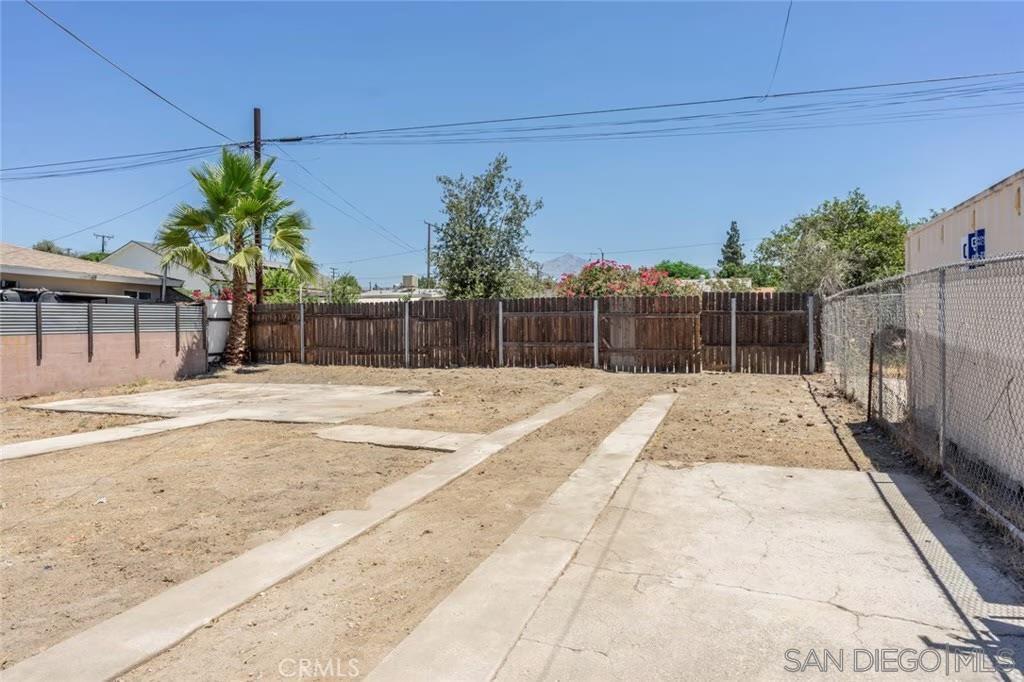 Detail Gallery Image 13 of 14 For 1218  6th St, Redlands,  CA 92374 - 3 Beds | 2 Baths