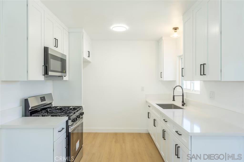 Detail Gallery Image 5 of 14 For 1218  6th St, Redlands,  CA 92374 - 3 Beds | 2 Baths