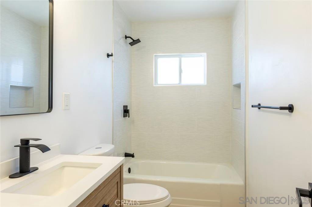 Detail Gallery Image 10 of 14 For 1218  6th St, Redlands,  CA 92374 - 3 Beds | 2 Baths