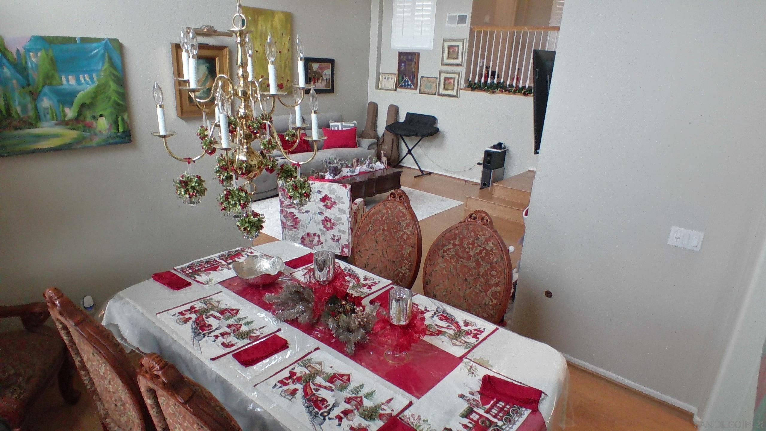 Detail Gallery Image 15 of 47 For 1775  Fabled Waters Drive, Spring Valley,  CA 91977 - 3 Beds | 2/1 Baths