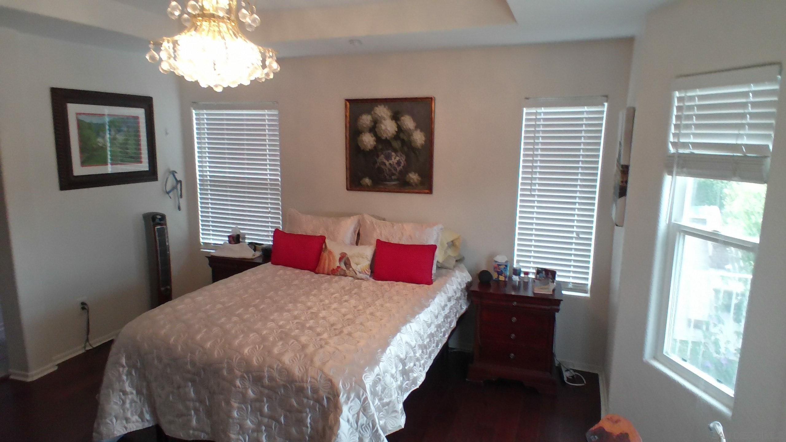 Detail Gallery Image 24 of 47 For 1775  Fabled Waters Drive, Spring Valley,  CA 91977 - 3 Beds | 2/1 Baths