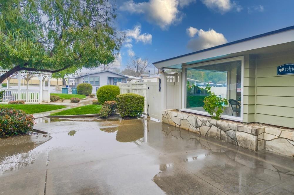 Detail Gallery Image 29 of 31 For 3505  Alpine Blvd  #49,  Alpine,  CA 91901 - 2 Beds | 2 Baths