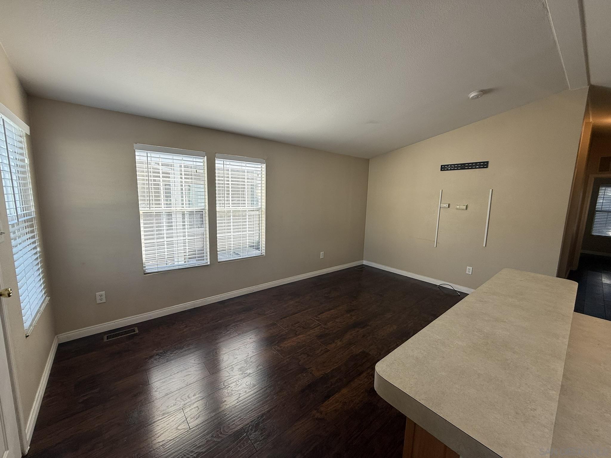 Detail Gallery Image 7 of 31 For 3505  Alpine Blvd  #49,  Alpine,  CA 91901 - 2 Beds | 2 Baths