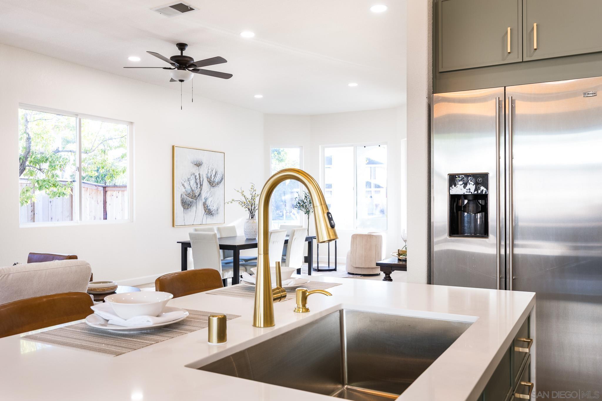 Detail Gallery Image 10 of 42 For 1789  Clydesdale Ct, Oceanside,  CA 92057 - 3 Beds | 2 Baths