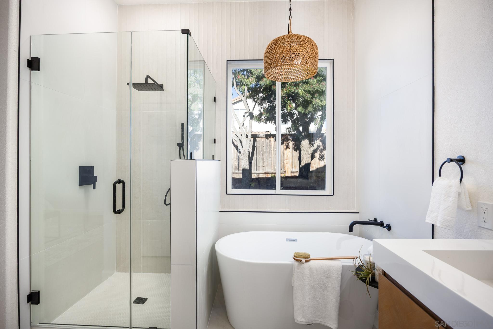 Detail Gallery Image 23 of 42 For 1789  Clydesdale Ct, Oceanside,  CA 92057 - 3 Beds | 2 Baths