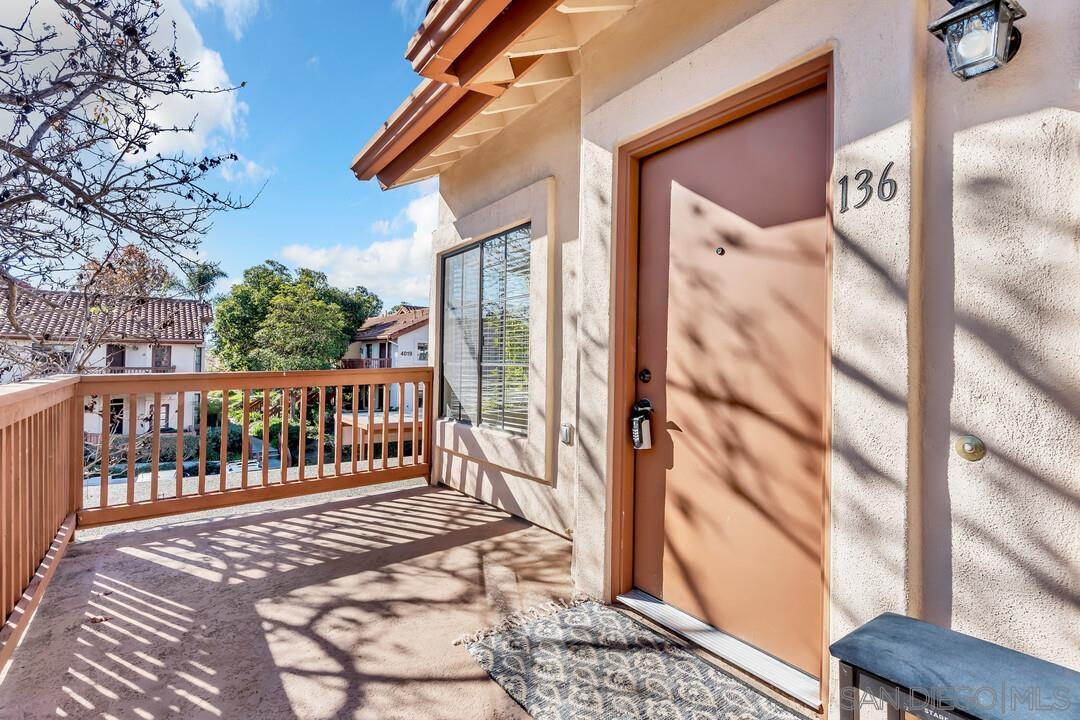 Front Image Thumbnail for SD250046276