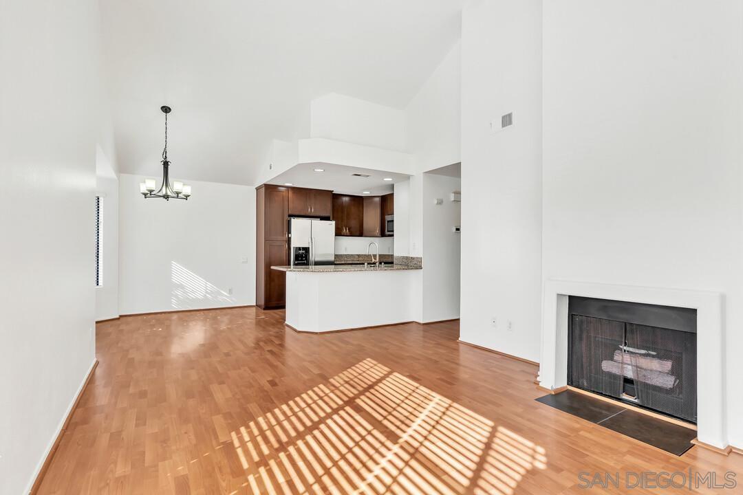 Detail Gallery Image 2 of 21 For 4029  Carmel View Road  136, San Diego,  CA 92130 - 2 Beds | 2 Baths