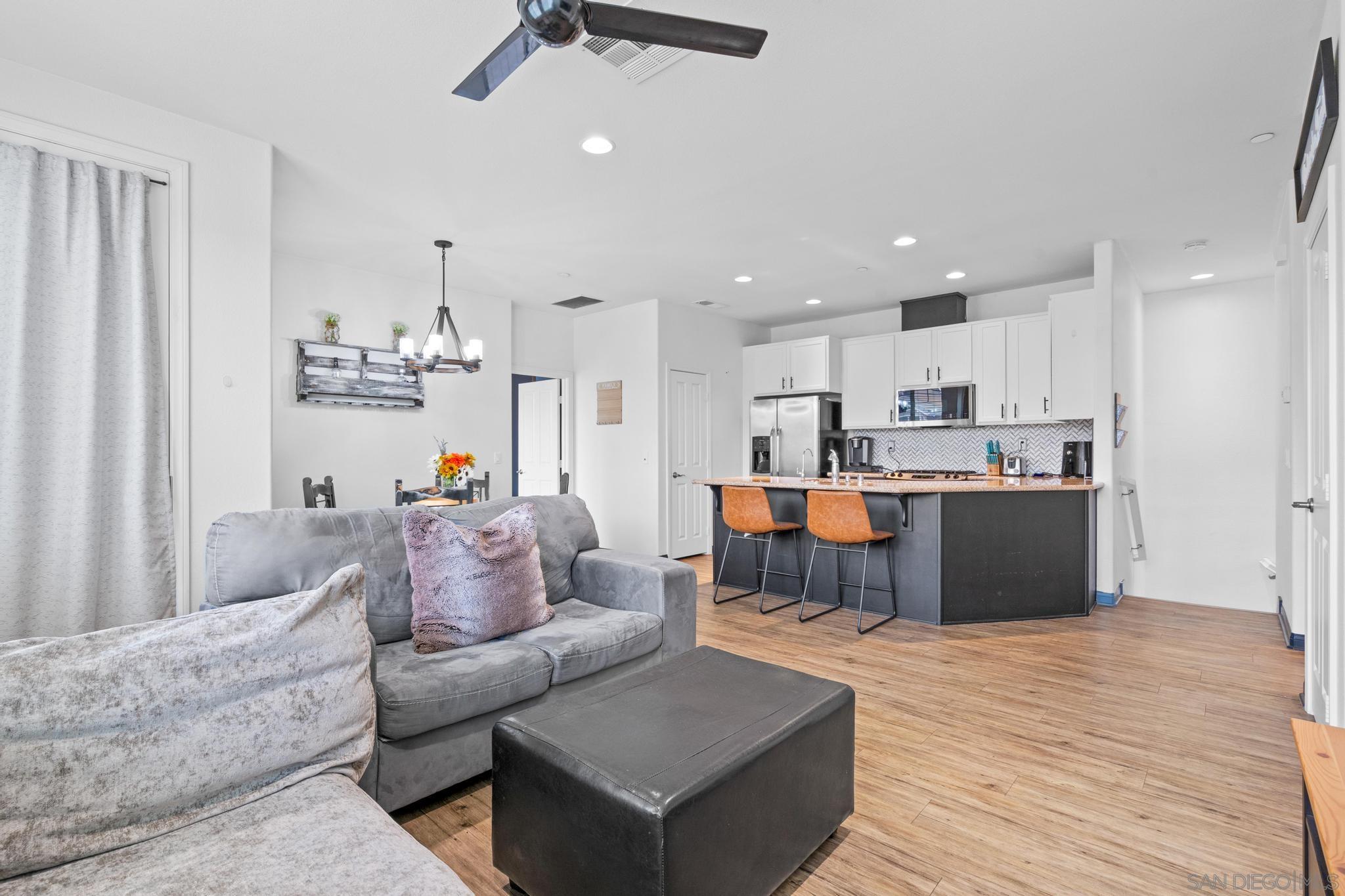 Detail Gallery Image 10 of 22 For 1344  Shoshone Falls Drive, Ramona,  CA 92065 - 2 Beds | 2 Baths