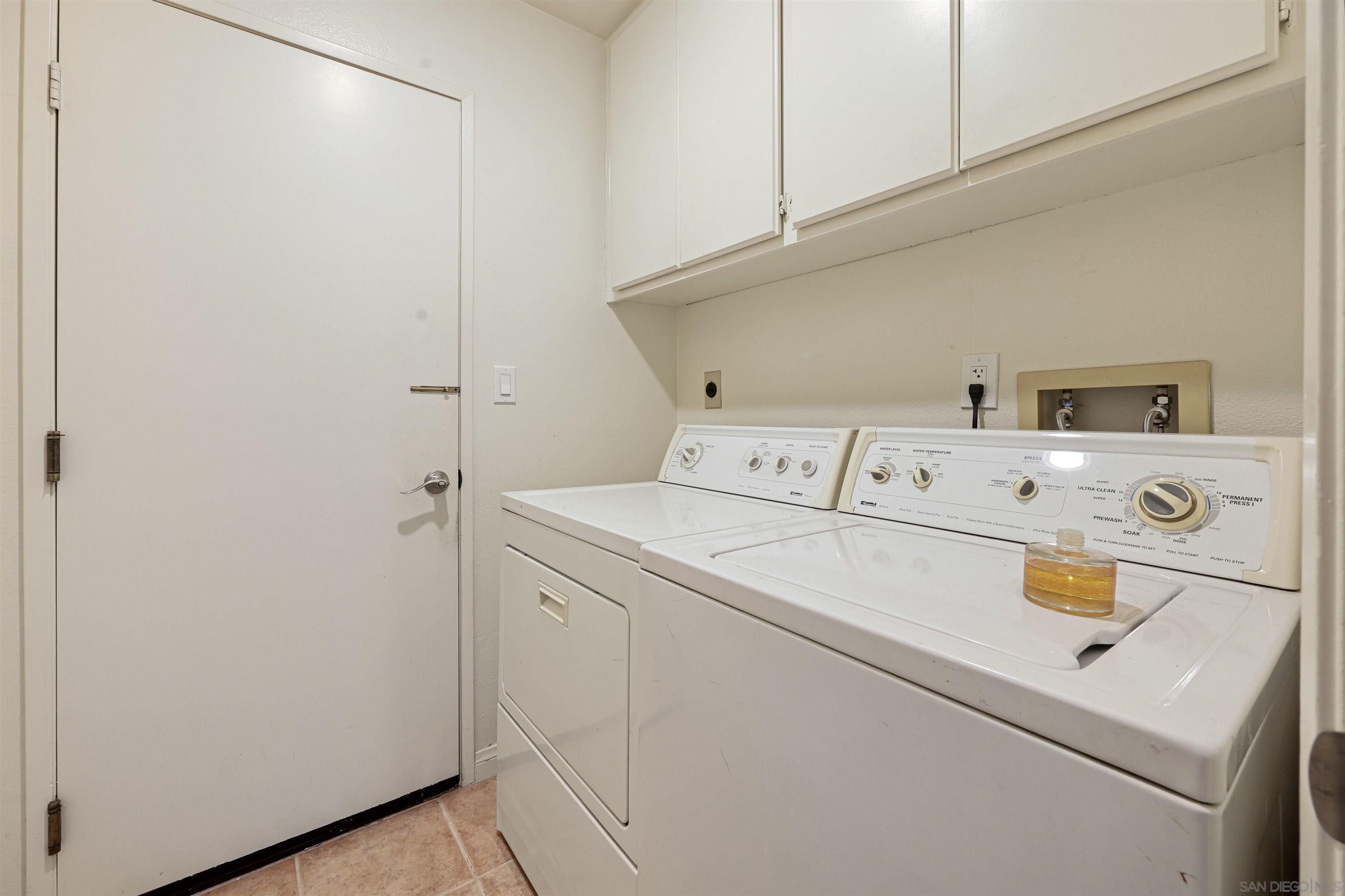 Detail Gallery Image 13 of 25 For 11806  Landbreeze Way, San Diego,  CA 92126 - 3 Beds | 2 Baths