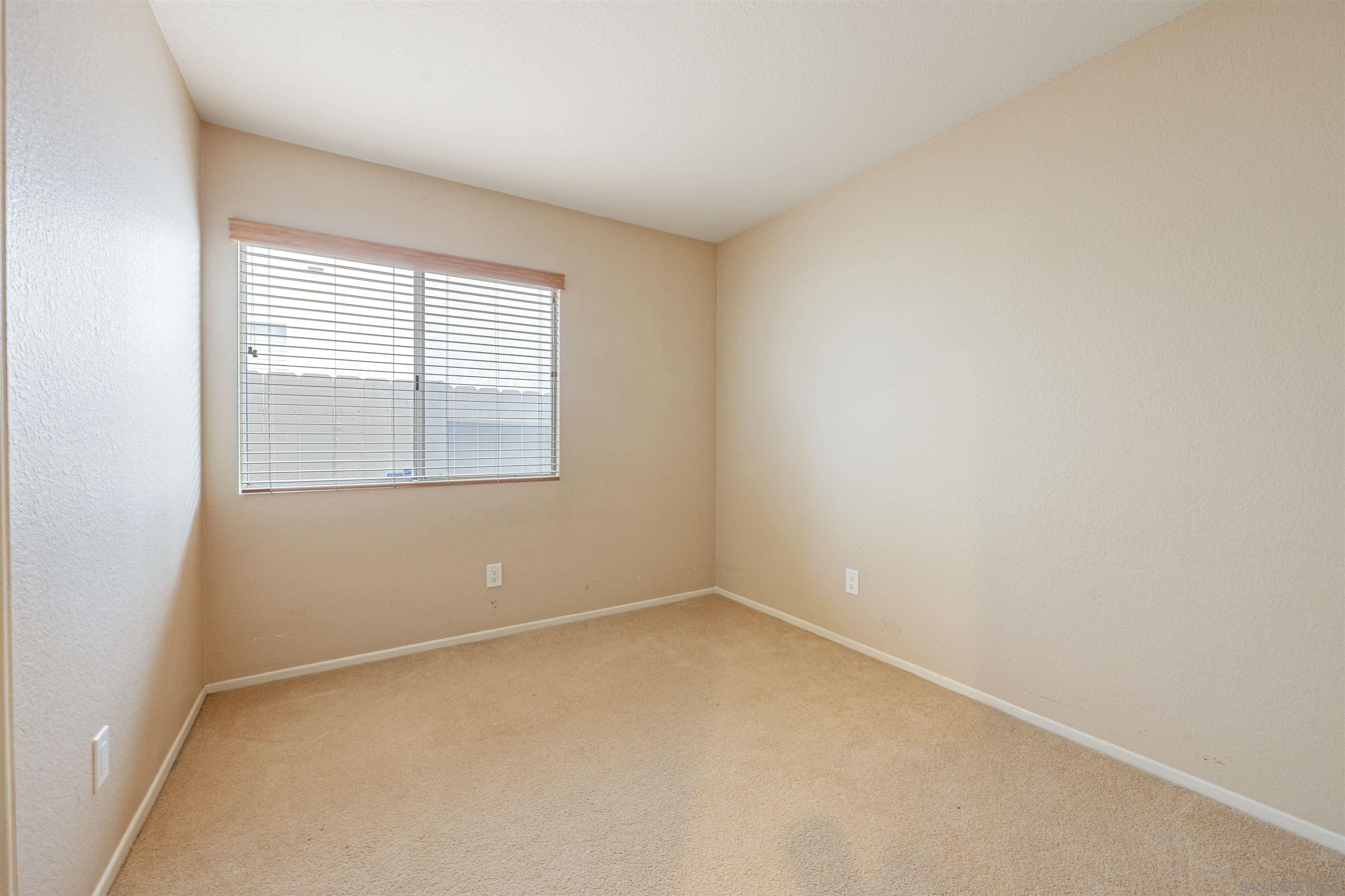 Detail Gallery Image 14 of 25 For 11806  Landbreeze Way, San Diego,  CA 92126 - 3 Beds | 2 Baths