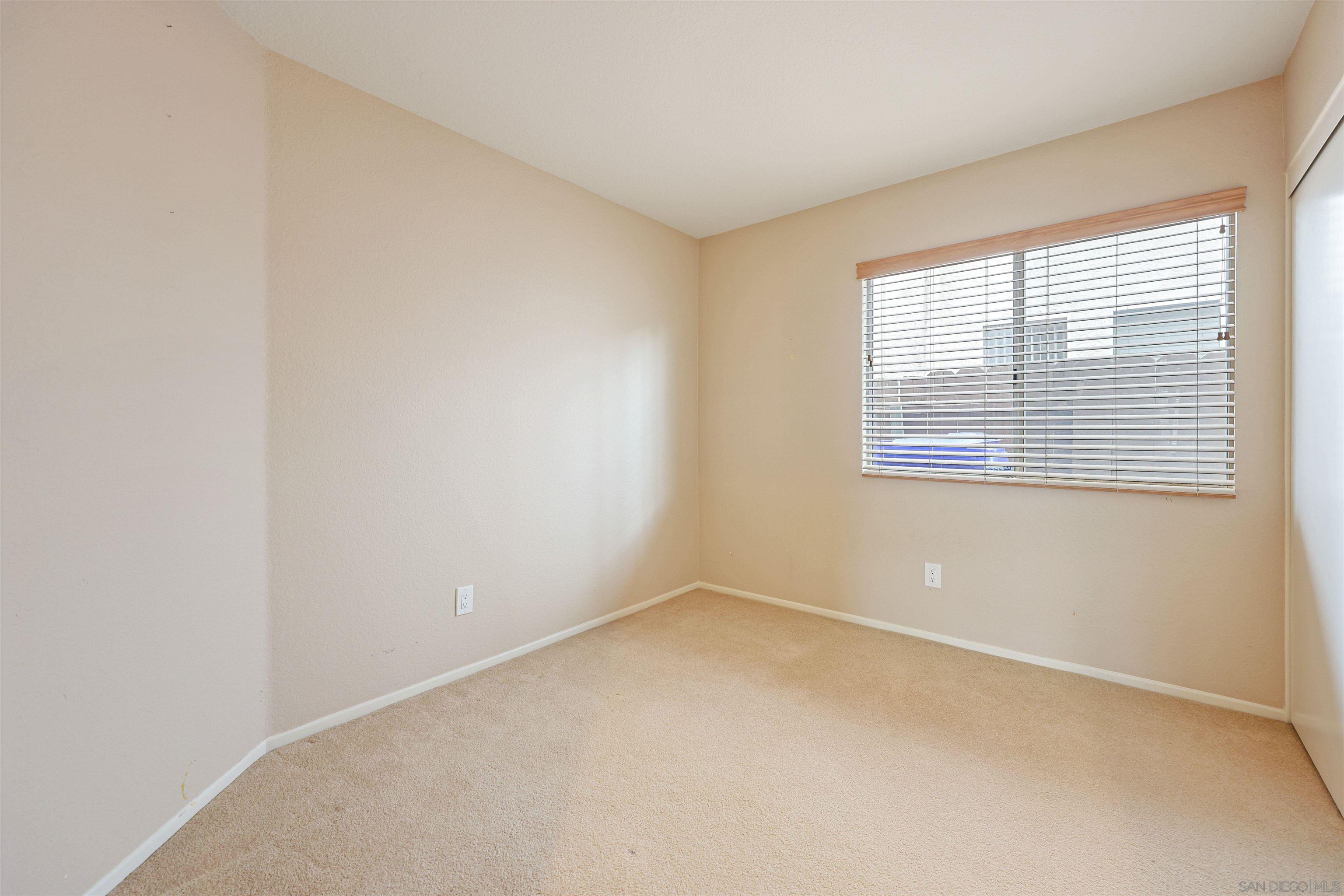 Detail Gallery Image 15 of 25 For 11806  Landbreeze Way, San Diego,  CA 92126 - 3 Beds | 2 Baths