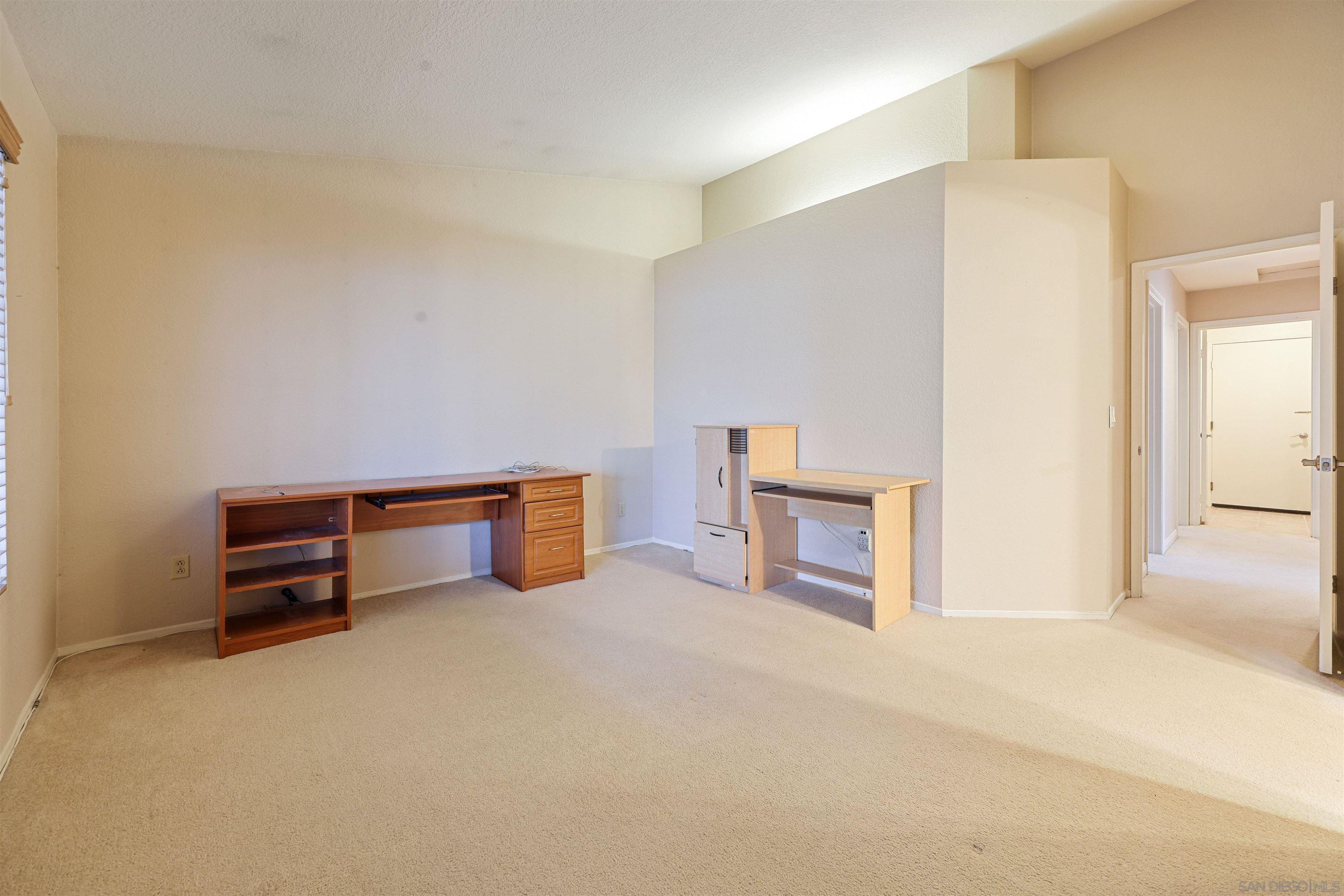 Detail Gallery Image 17 of 25 For 11806  Landbreeze Way, San Diego,  CA 92126 - 3 Beds | 2 Baths