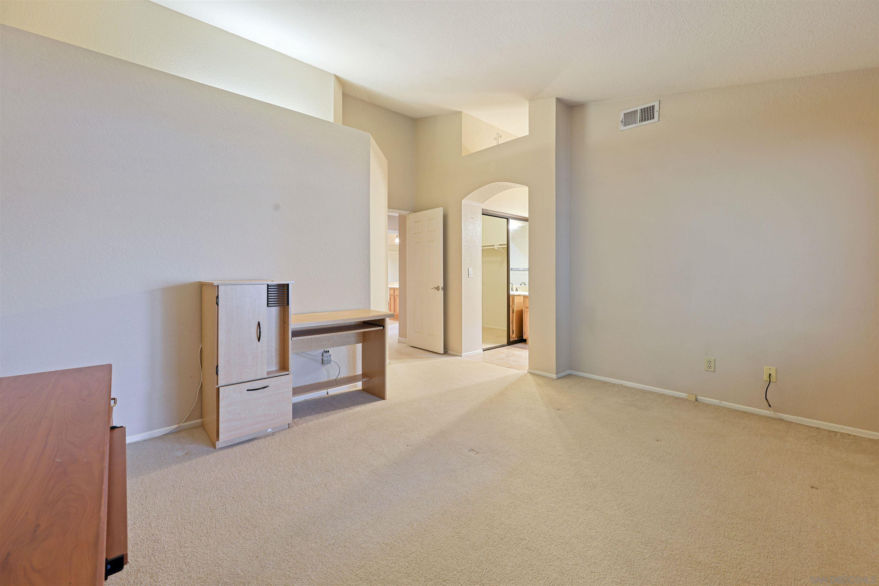 Detail Gallery Image 18 of 25 For 11806  Landbreeze Way, San Diego,  CA 92126 - 3 Beds | 2 Baths