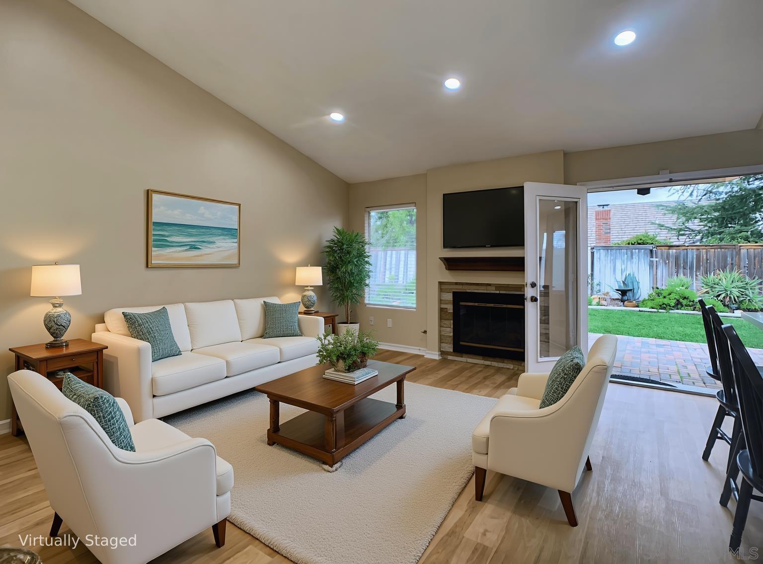 Detail Gallery Image 9 of 61 For 31352  via Eduardo, Temecula,  CA 92592 - 4 Beds | 2 Baths