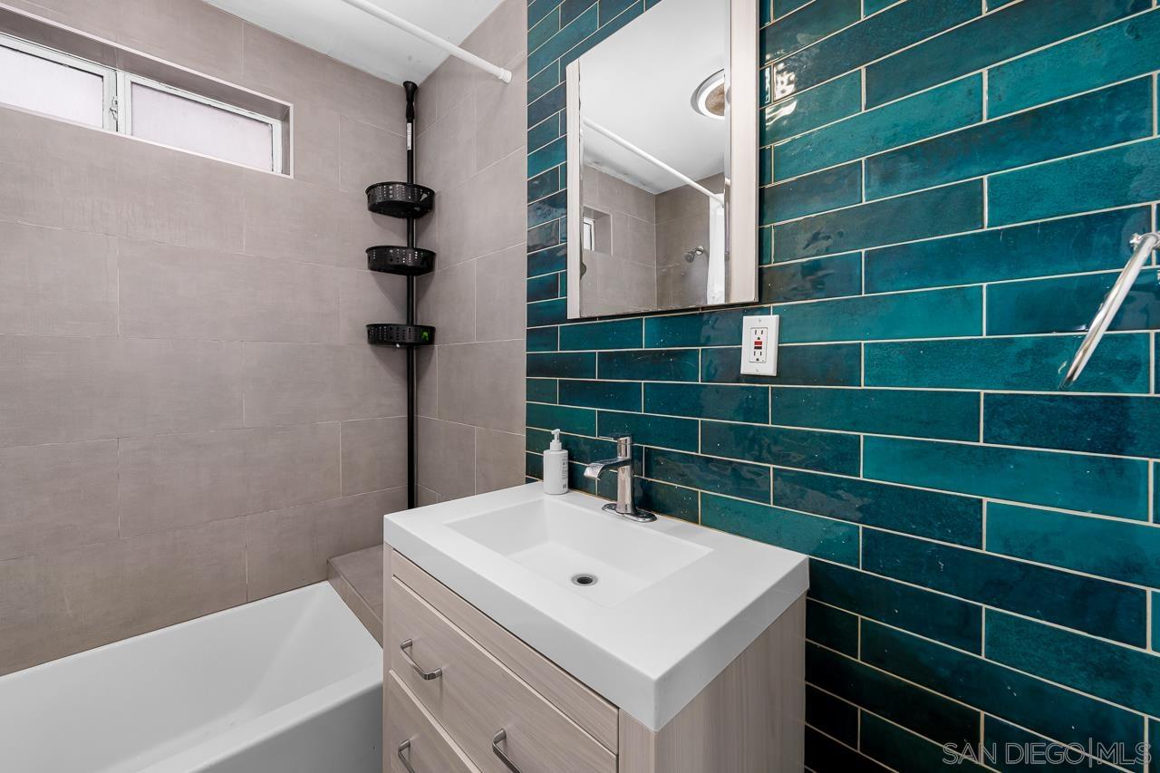 Detail Gallery Image 17 of 48 For 325 S 30th St, San Diego,  CA 92113 - – Beds | – Baths