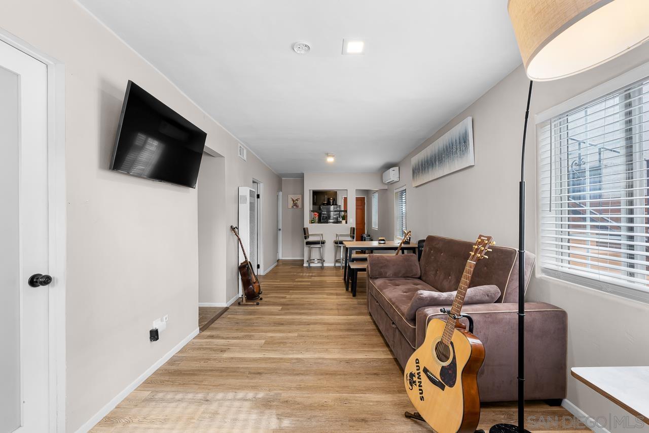 Detail Gallery Image 5 of 48 For 325 S 30th St, San Diego,  CA 92113 - – Beds | – Baths