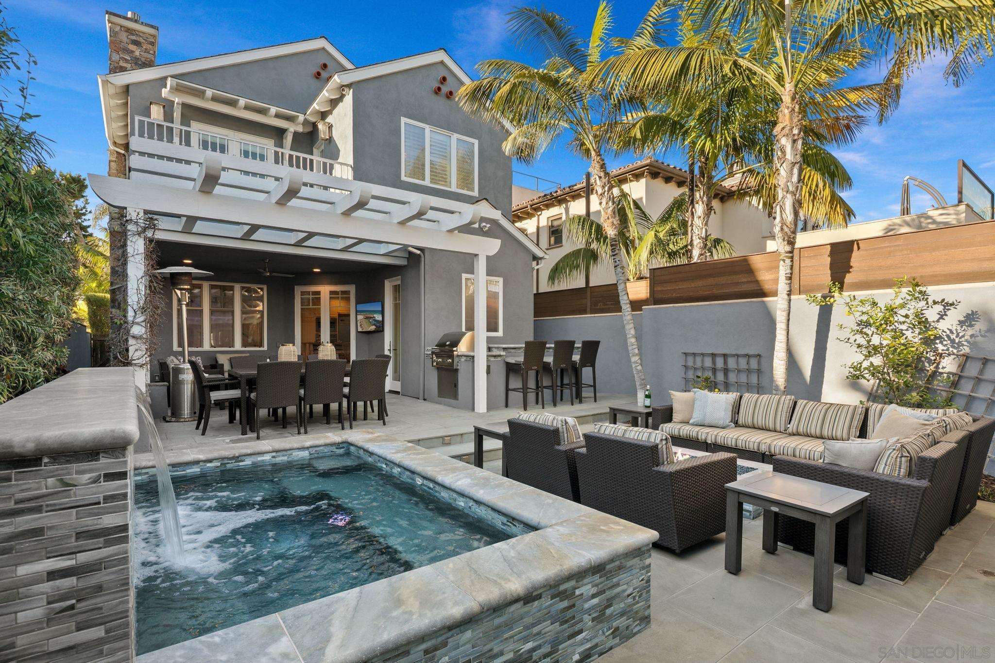 Detail Gallery Image 21 of 46 For 861  B Avenue, Coronado,  CA 92118 - 5 Beds | 3/1 Baths