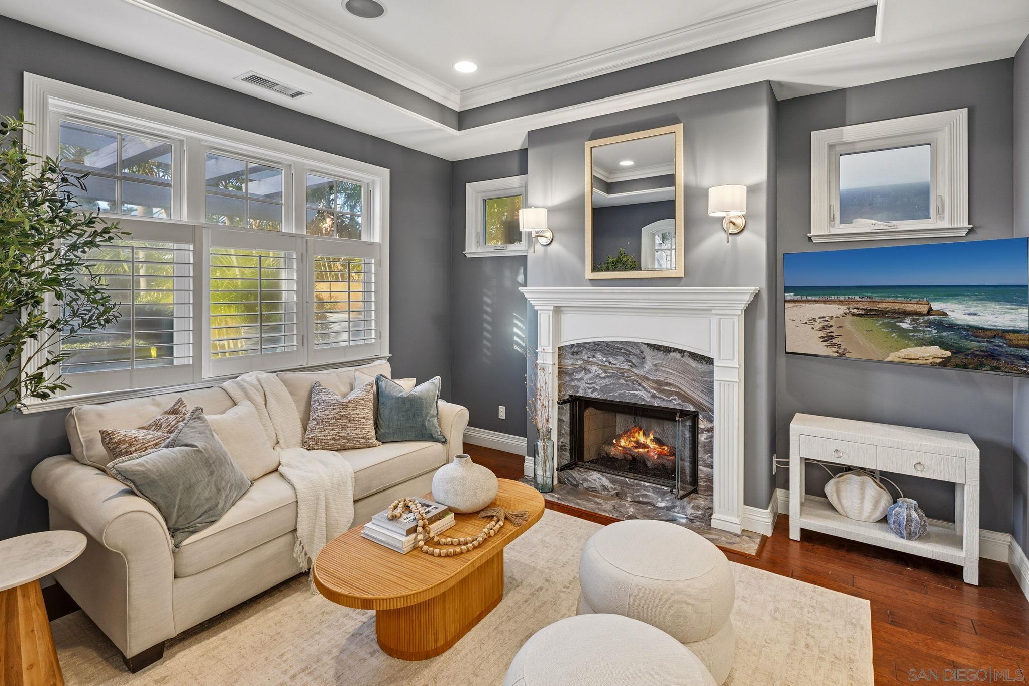 Detail Gallery Image 7 of 46 For 861  B Avenue, Coronado,  CA 92118 - 5 Beds | 3/1 Baths