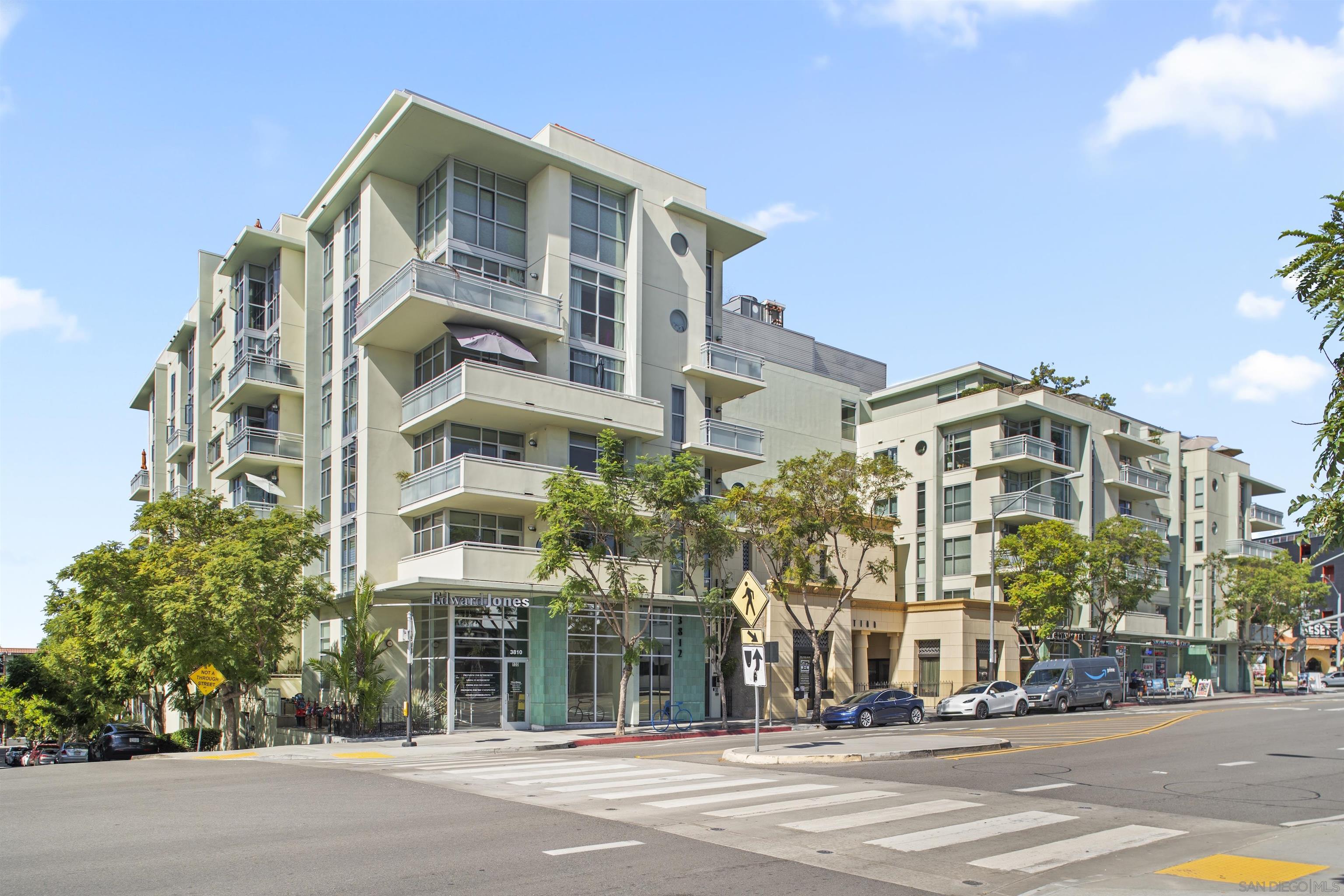 Detail Gallery Image 16 of 19 For 3812  Park Blvd  #412,  San Diego,  CA 92103 - 1 Beds | 1 Baths