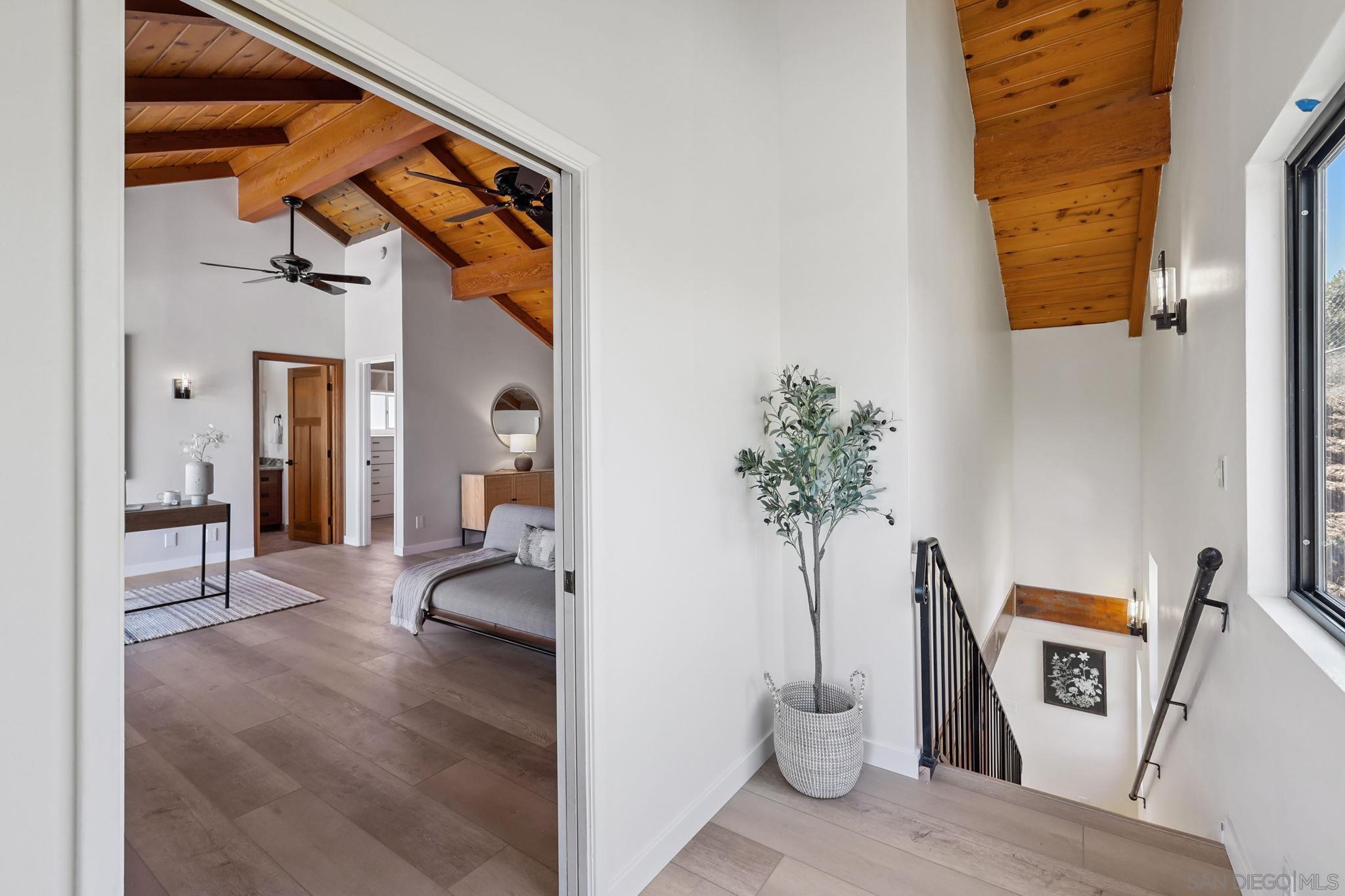 Detail Gallery Image 24 of 51 For 974  via Hillview, Fallbrook,  CA 92028 - 4 Beds | 3 Baths