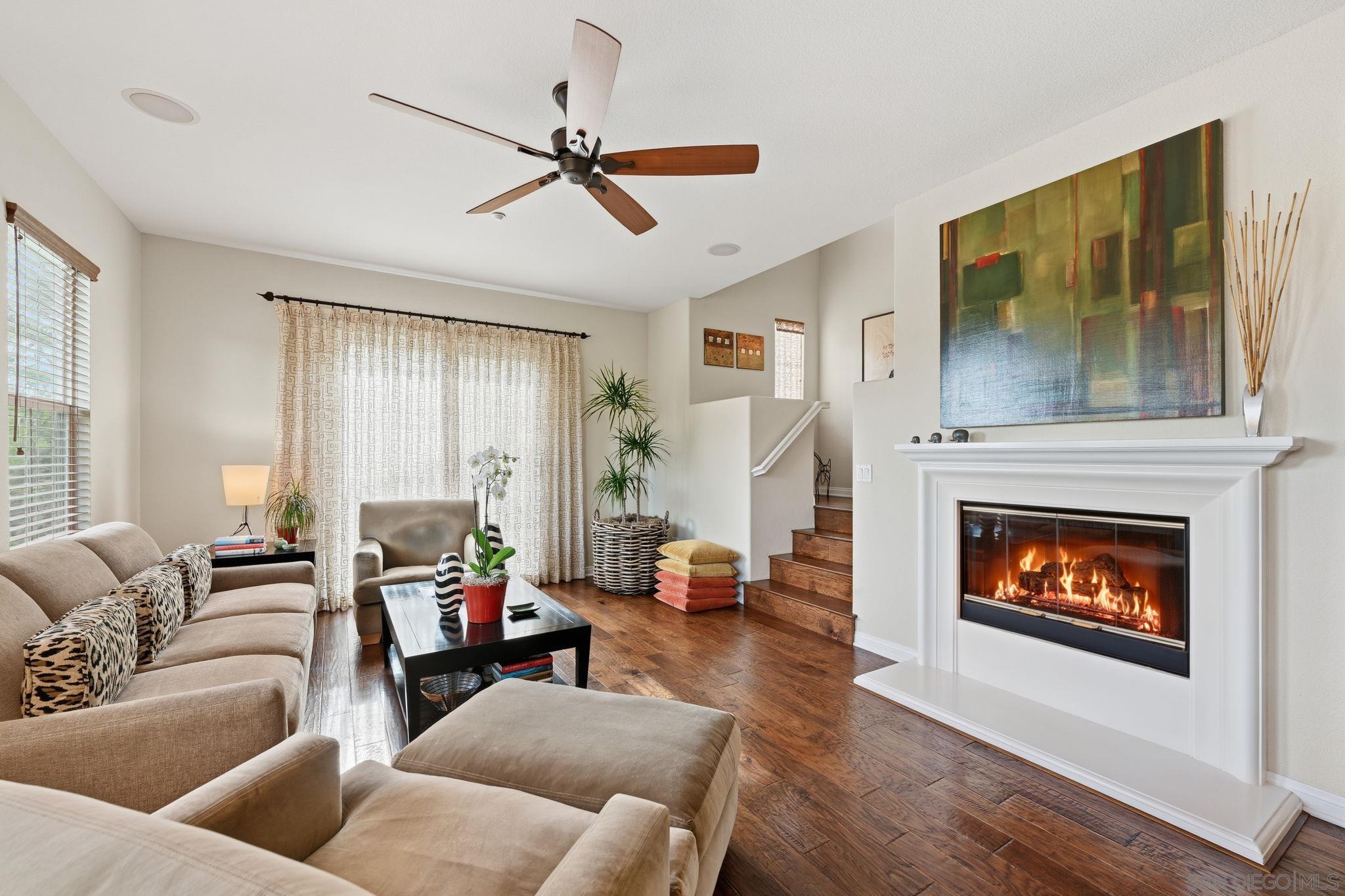 Detail Gallery Image 17 of 45 For 2620  Escala Circle, San Diego,  CA 92108 - 3 Beds | 3/1 Baths