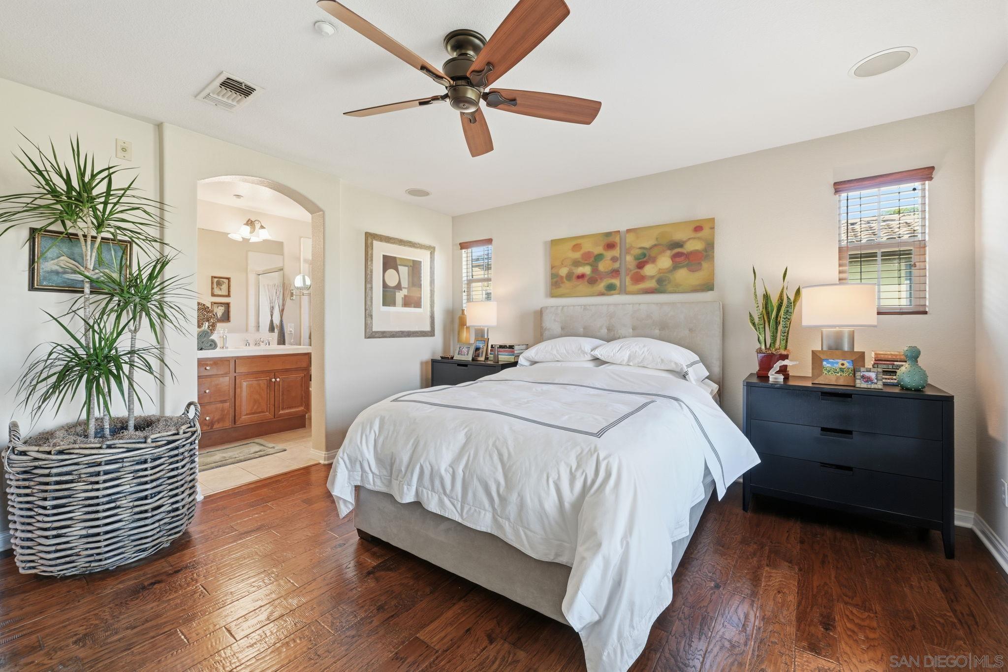 Detail Gallery Image 26 of 45 For 2620  Escala Circle, San Diego,  CA 92108 - 3 Beds | 3/1 Baths