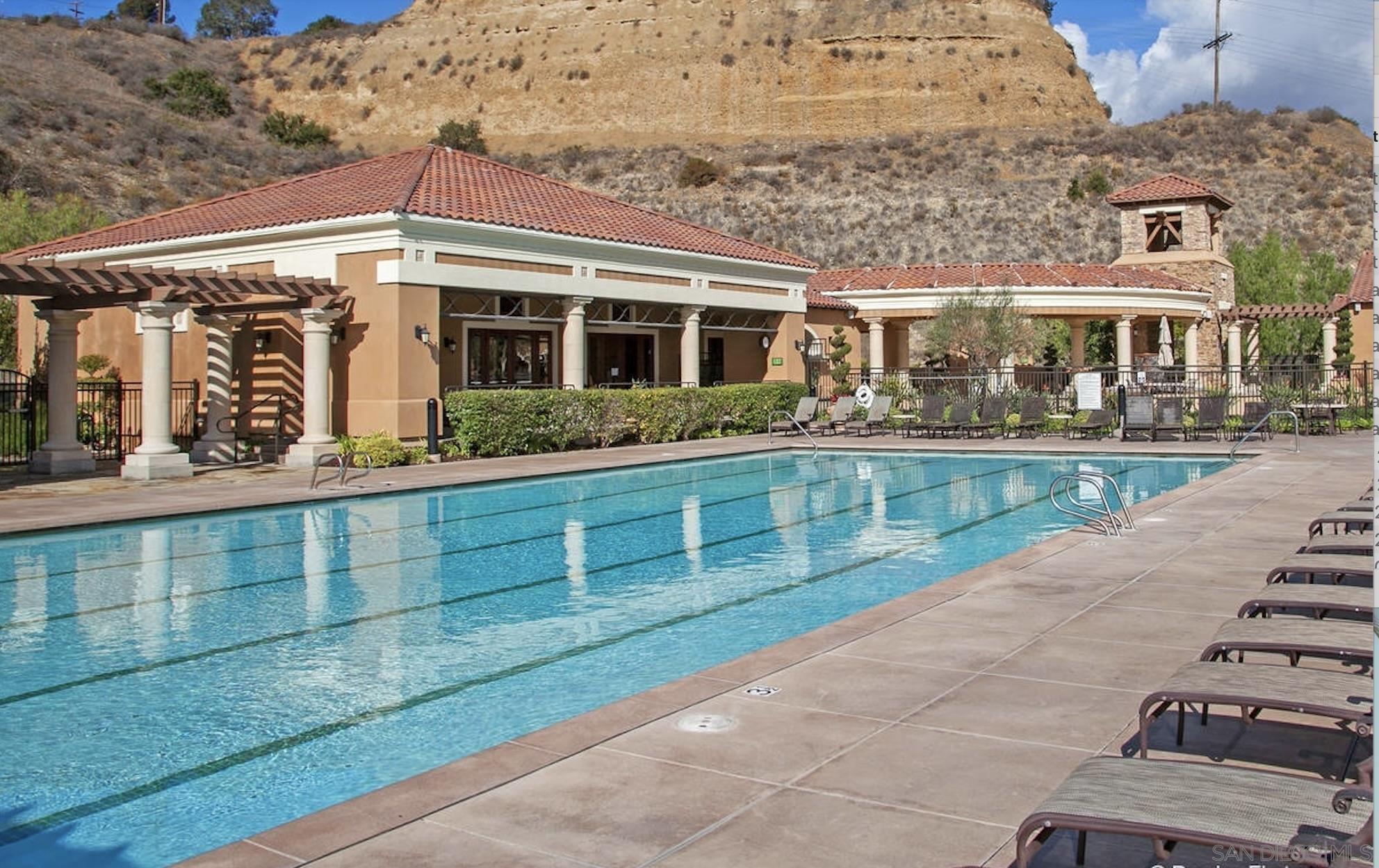 Detail Gallery Image 36 of 45 For 2620  Escala Circle, San Diego,  CA 92108 - 3 Beds | 3/1 Baths