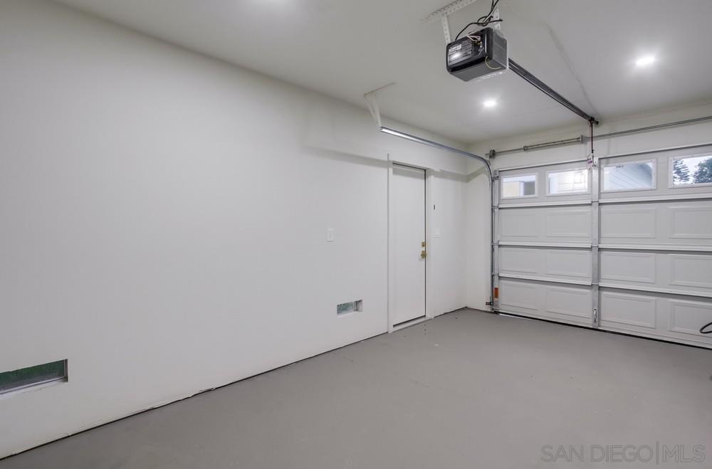 Detail Gallery Image 7 of 74 For 3122  Newell St, San Diego,  CA 92106 - 3 Beds | 2 Baths