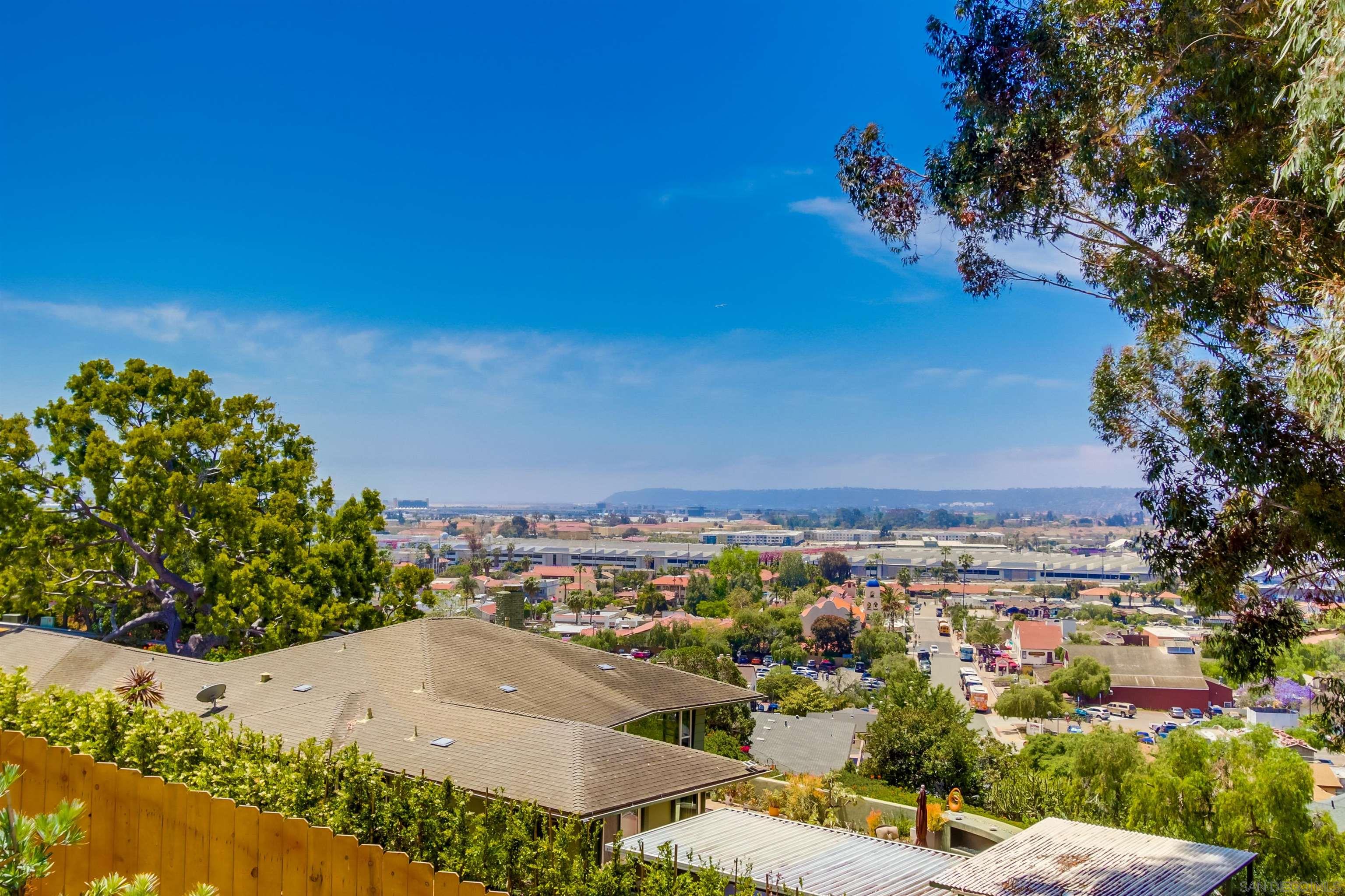 Detail Gallery Image 17 of 73 For 4242  Cosoy Way, San Diego,  CA 92103 - 4 Beds | 2 Baths