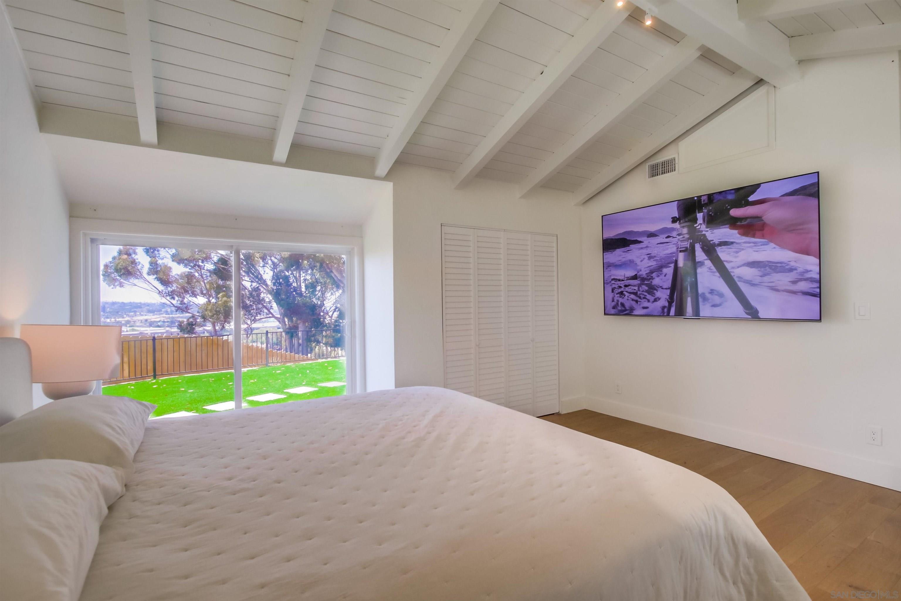 Detail Gallery Image 29 of 73 For 4242  Cosoy Way, San Diego,  CA 92103 - 4 Beds | 2 Baths